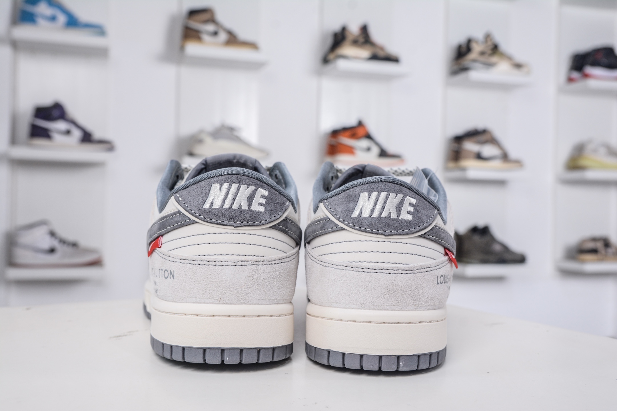 270 Nike SB Dunk Low x Louis Vuitton LV联名-灰白双勾 CX5050-Y20