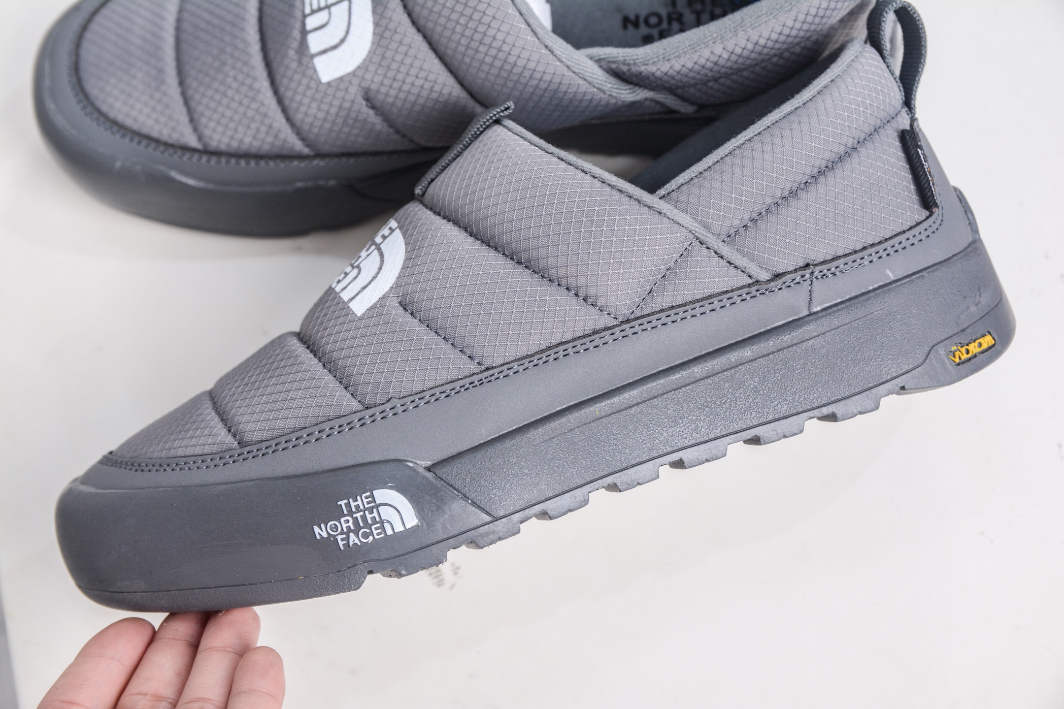 THE NORTH FACE Clyffe 北面舒适百搭 防滑耐磨 低帮 生活休闲鞋 NF0A8AD94QI-087-High Quatity Cheap Brand wholesale wholesaler seller Clothes Bags handbags Sneakers Top Fashion Clothing Shoes from China Factory Chinese suppliers best Quality Beautiful Price THE NORTH FACE Clyffe 北面舒适百搭 防滑耐磨 低帮 生活休闲鞋 NF0A8AD94QI-087