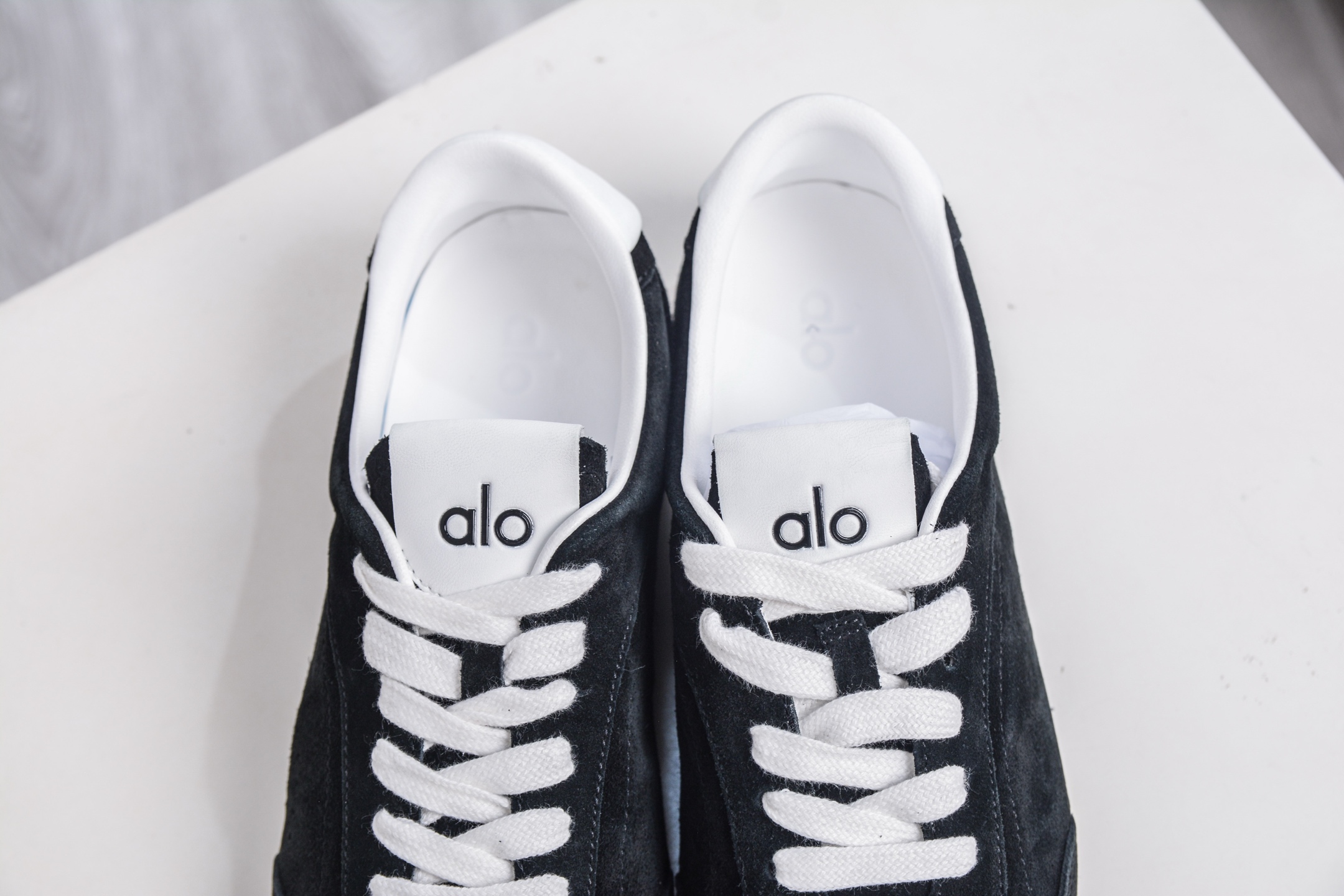 280 ALO yoga Sunest Sneaker 德训鞋 时尚百搭新宠儿灵感源自日落大道