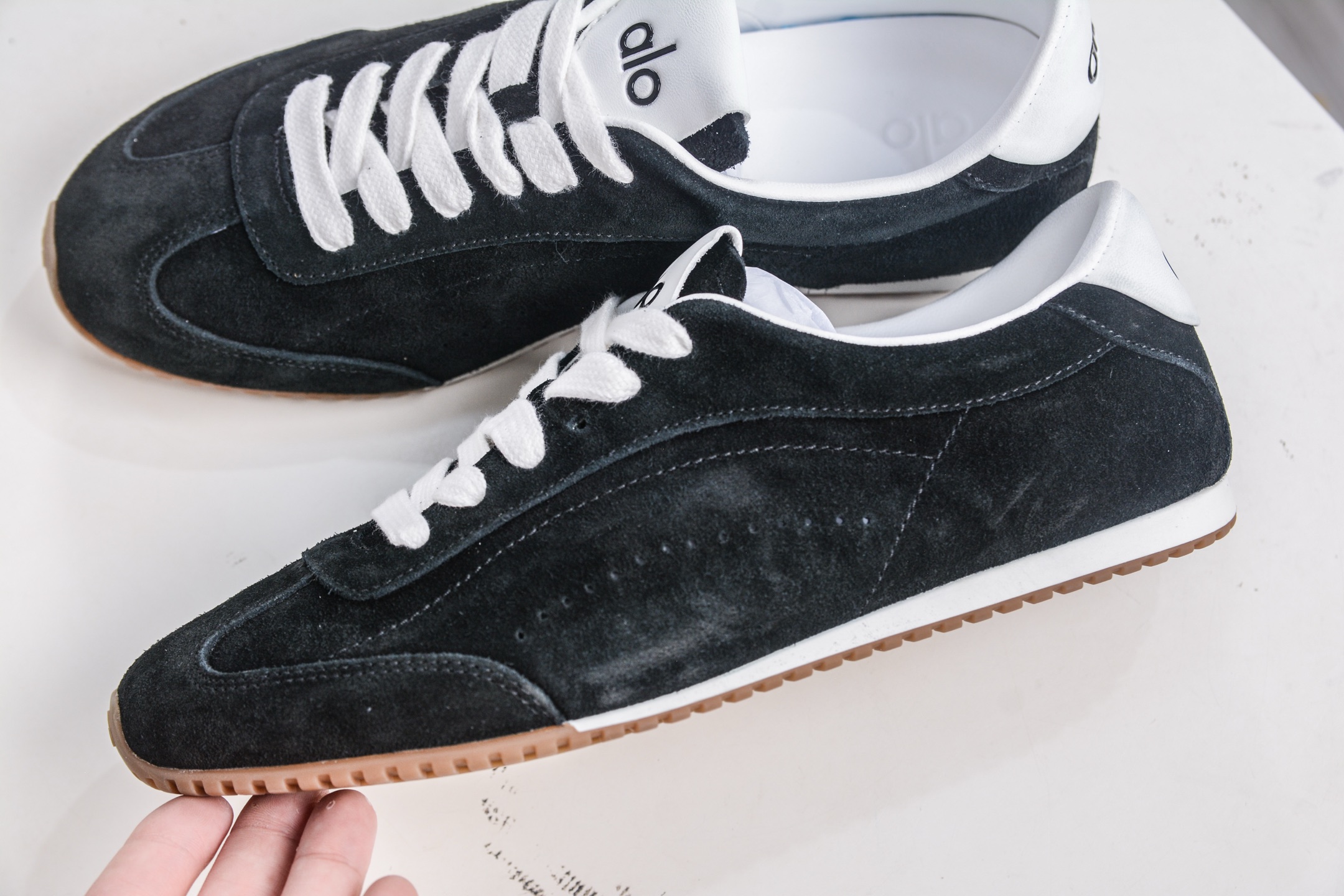 280 ALO yoga Sunest Sneaker 德训鞋 时尚百搭新宠儿灵感源自日落大道