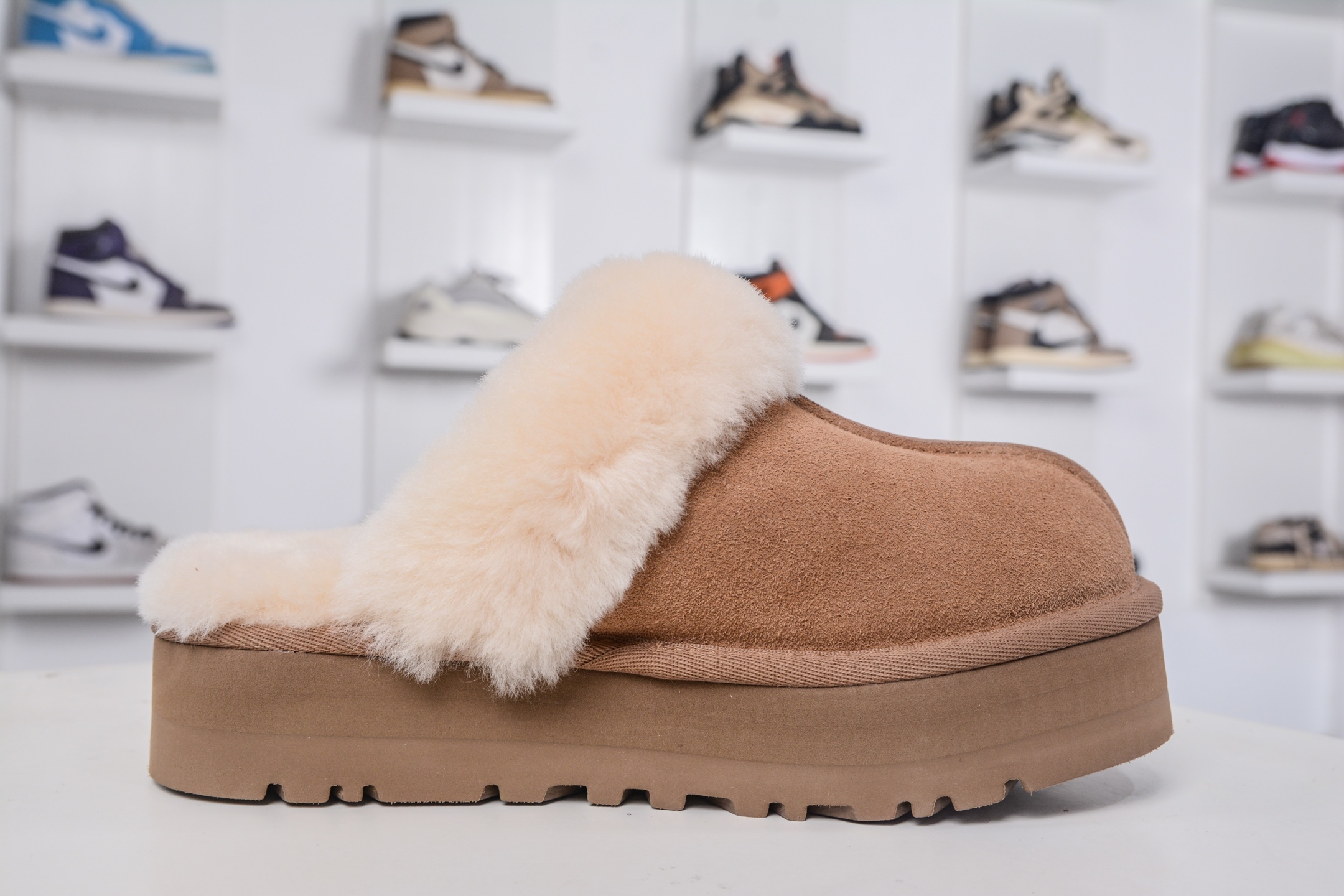 210 UGG DISQUETTE 羊皮毛一体高品质 保暖锁热 1122550