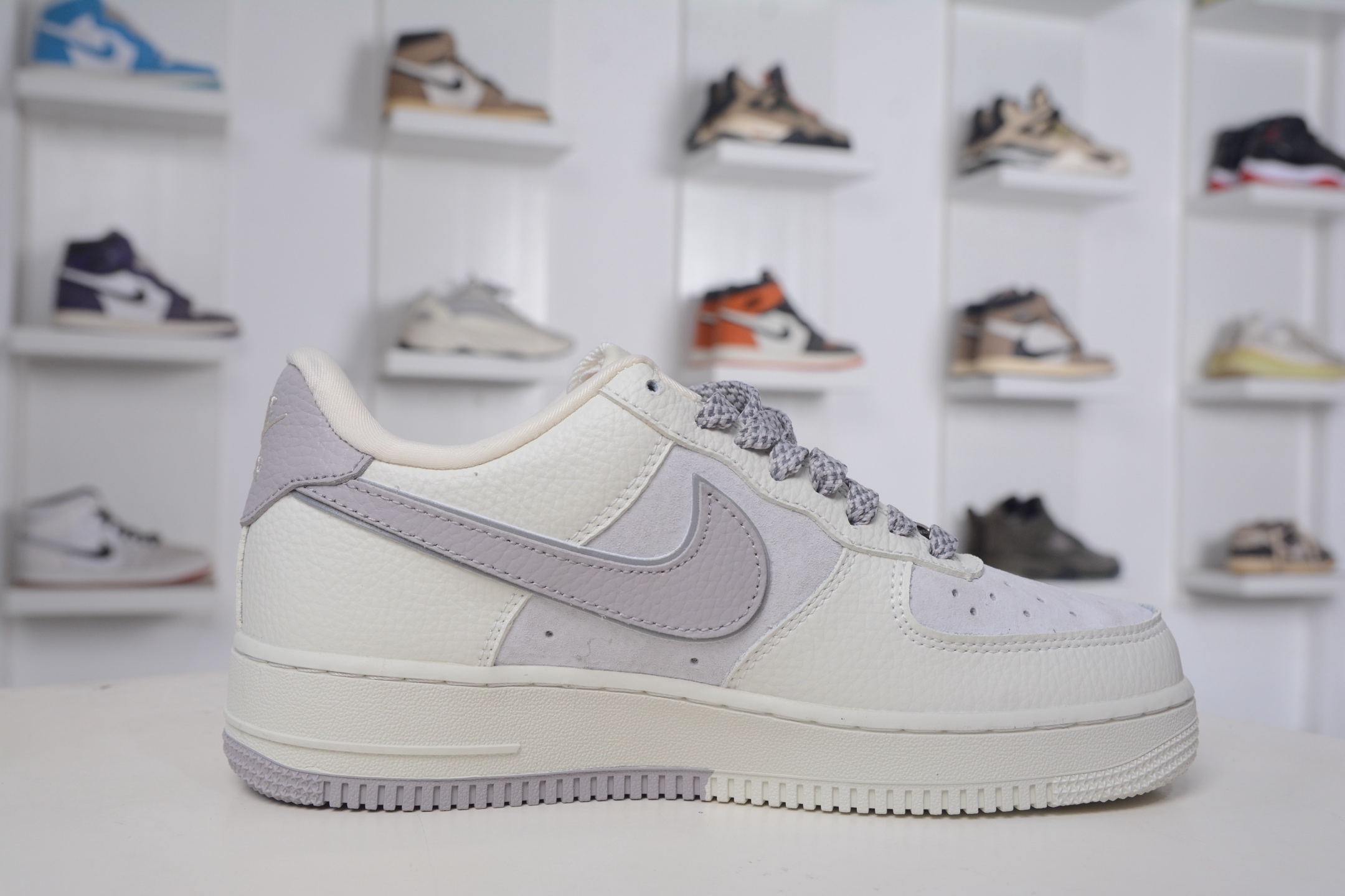 260 Gucci x NIke Air Force 1 古驰联名-米白灰 YF9511-807