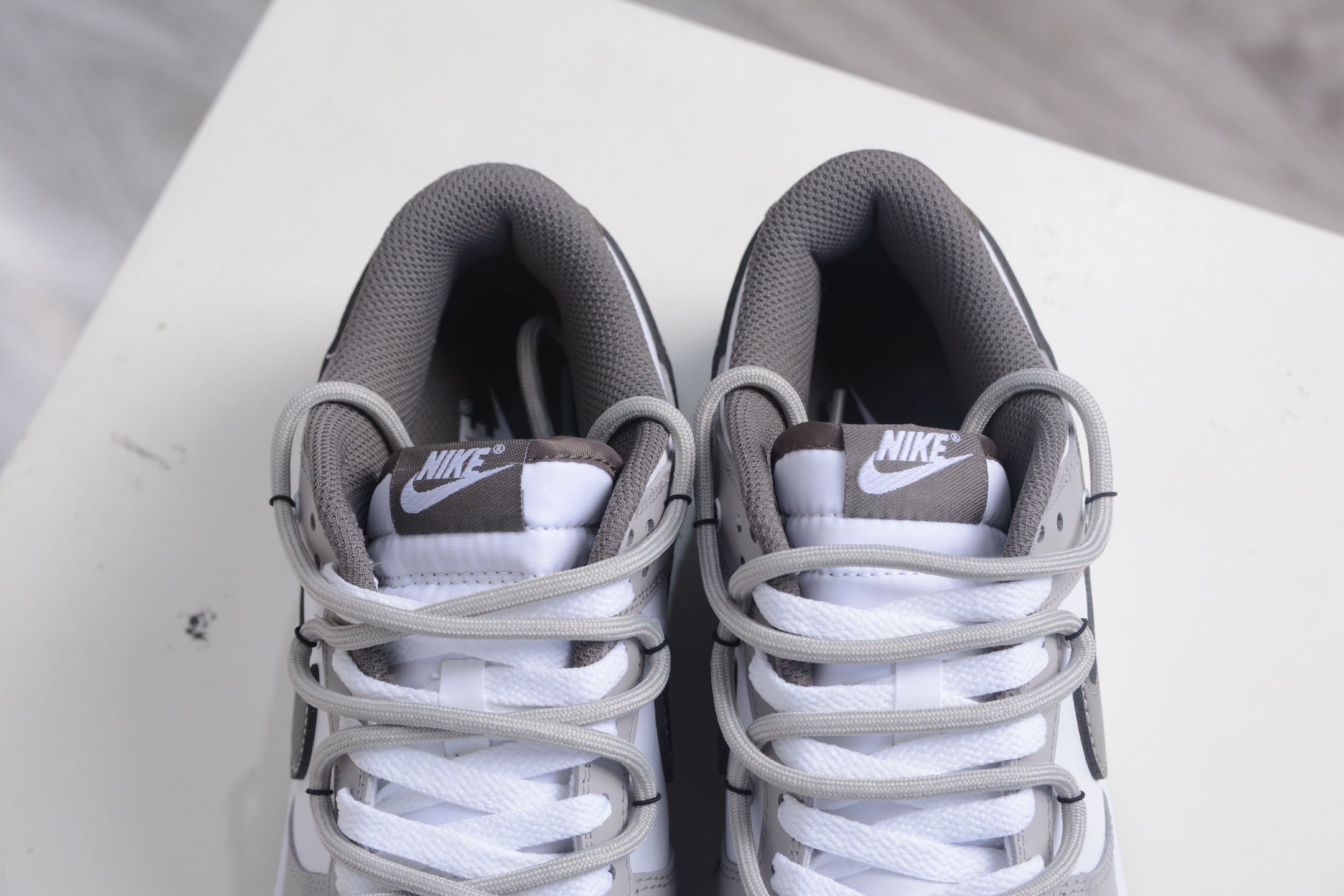 270 Nike Dunk Low 灰度法则 灰棕 此款以浅灰为主色调 HF5441-111