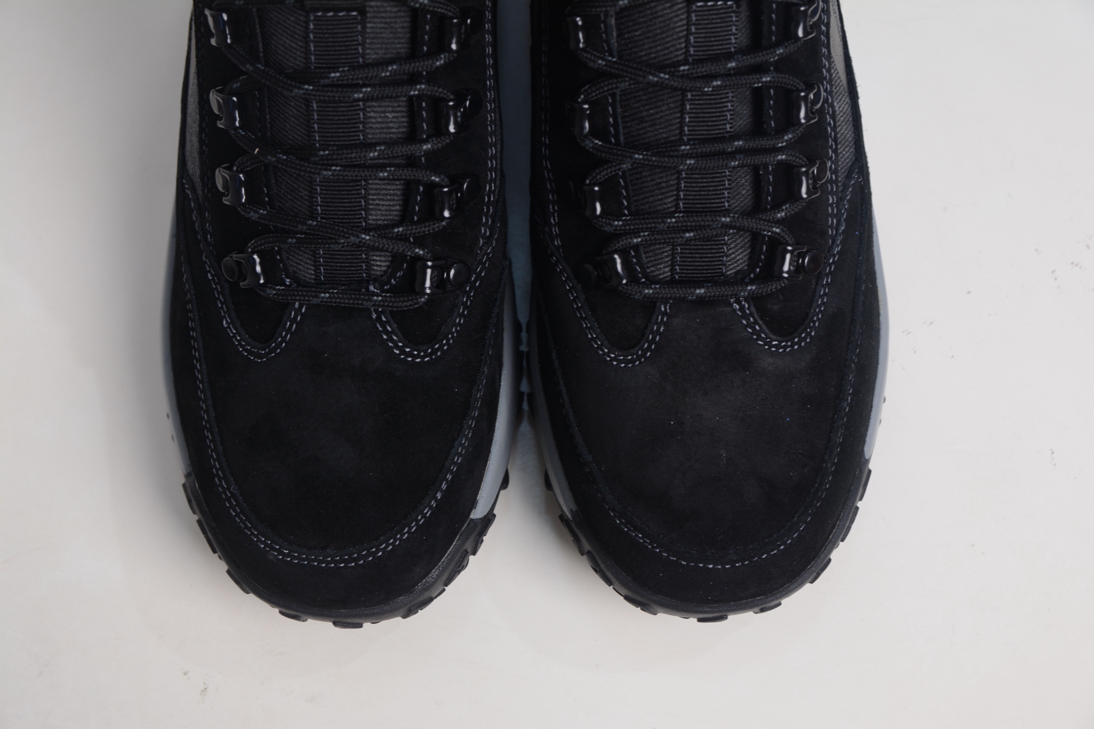 Timberland添柏岚/天伯伦户外高帮休闲马丁靴系列