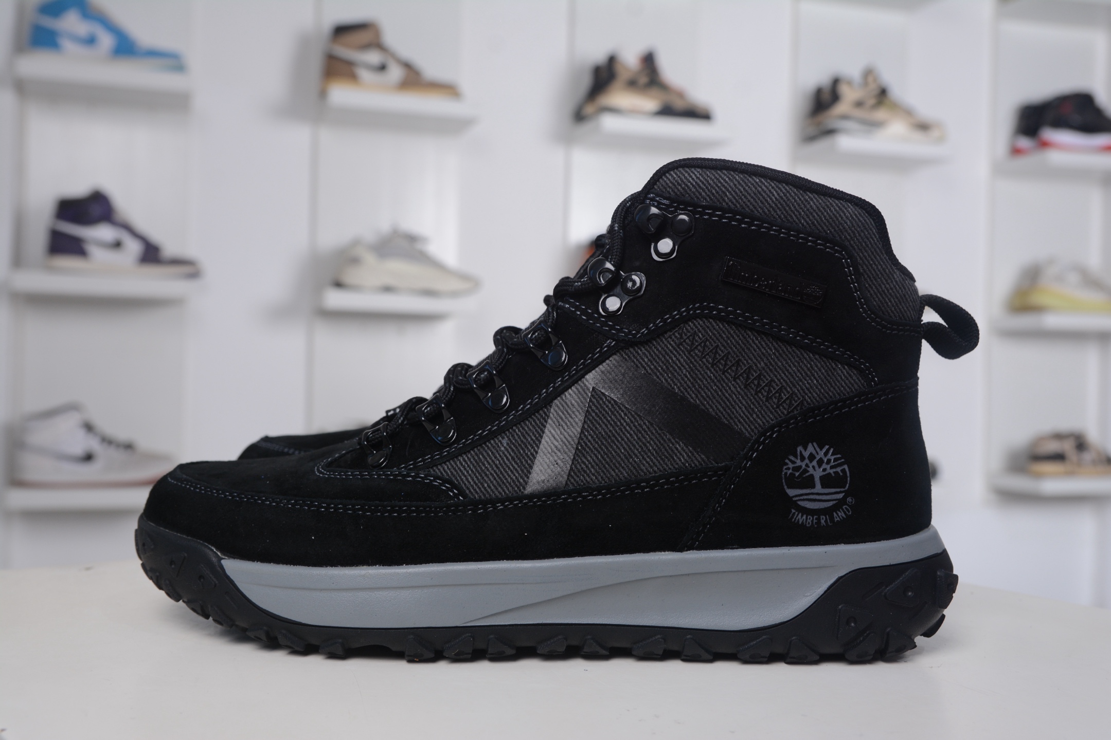 Timberland添柏岚/天伯伦户外高帮休闲马丁靴系列