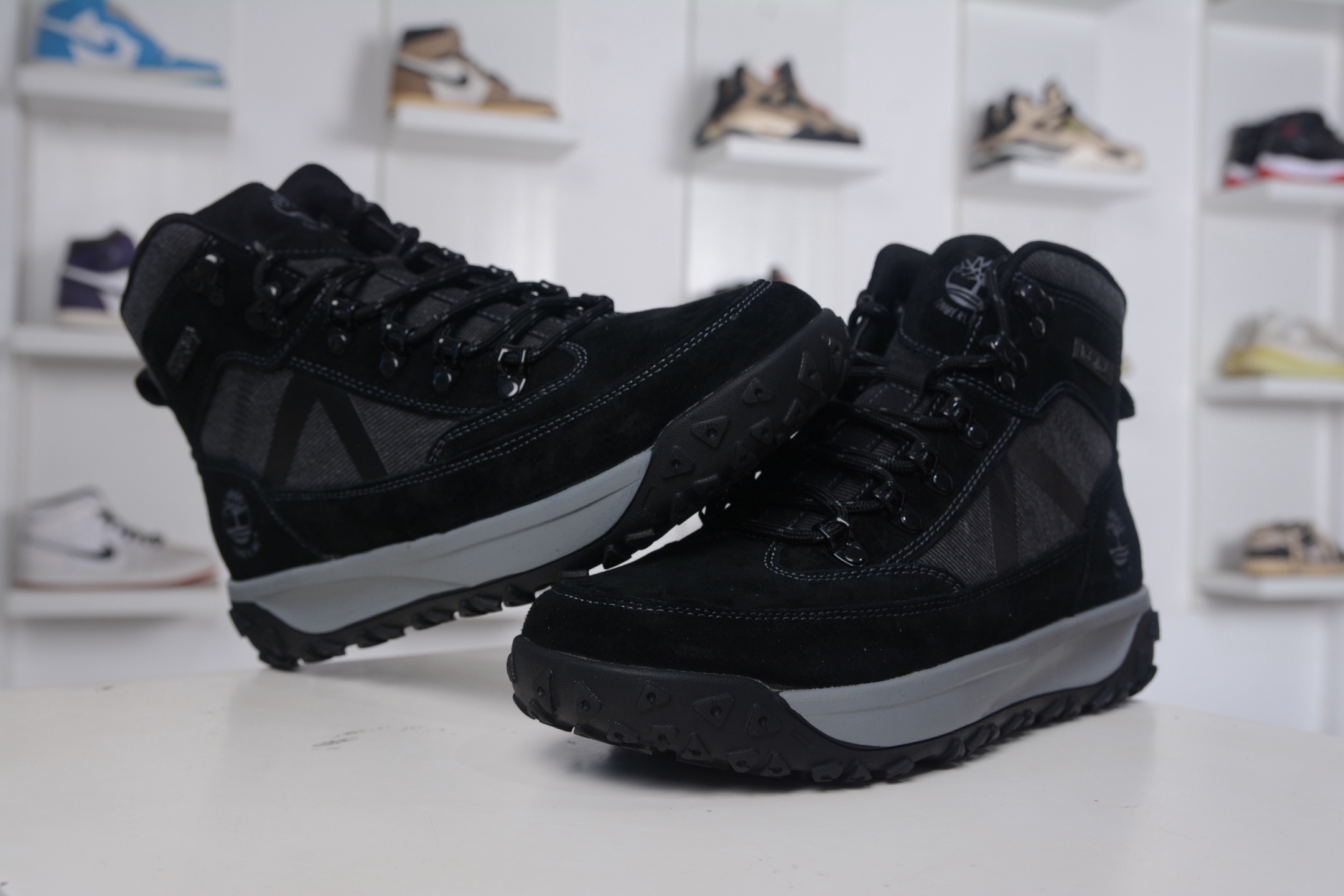 Timberland添柏岚/天伯伦户外高帮休闲马丁靴系列