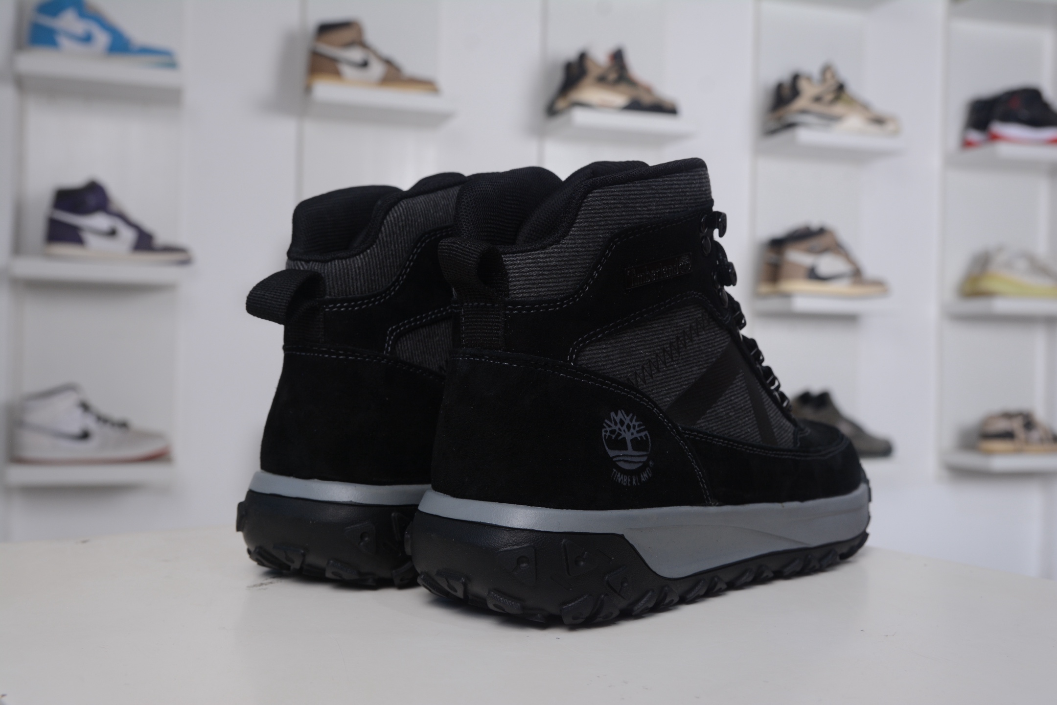 Timberland添柏岚/天伯伦户外高帮休闲马丁靴系列