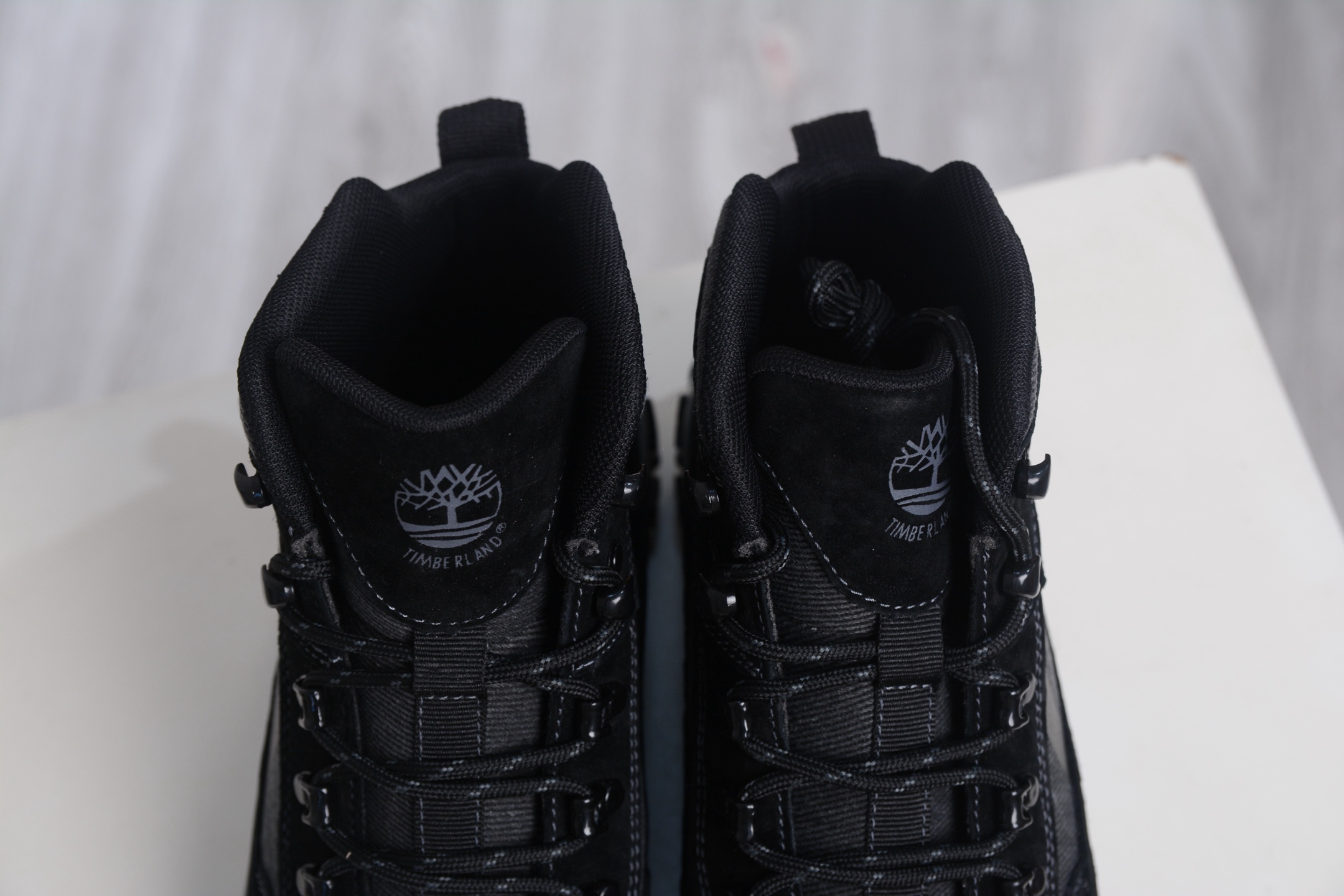 Timberland添柏岚/天伯伦户外高帮休闲马丁靴系列