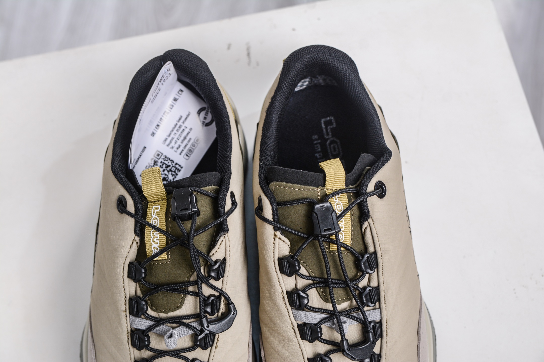 Lowa Ranger 2.0 Outdoor Shoes: Comfort, Support, and Durability for Hiking 8 i1760978916856 7908 0 6