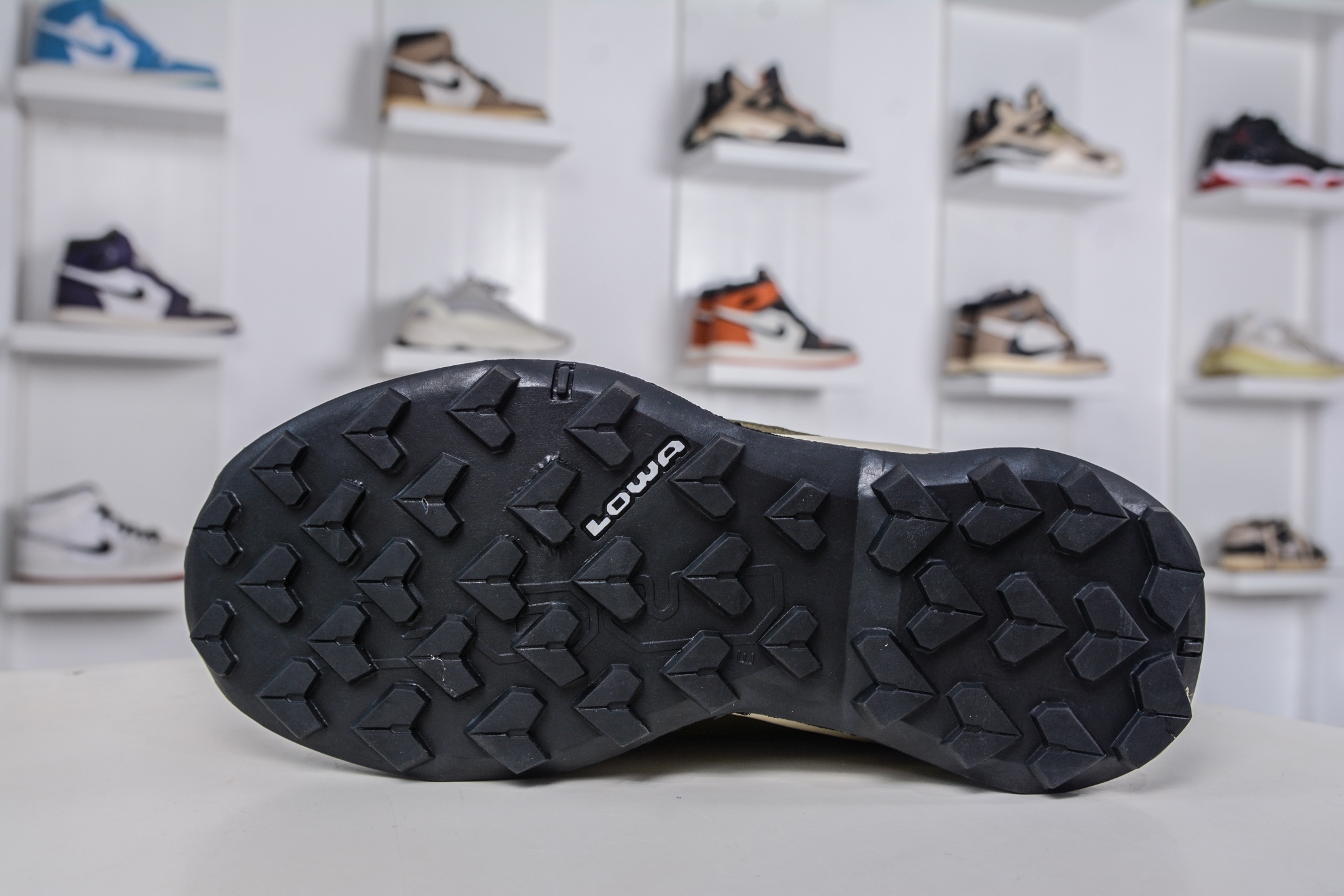 Lowa Ranger 2.0 Outdoor Shoes: Comfort, Support, and Durability for Hiking 5 i1760978928023 8378 0 8
