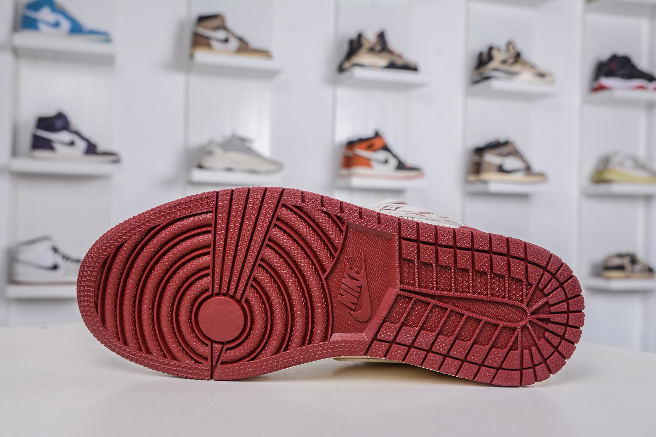 Air Jordan 1 Retro Low Balenciaga Louis Vuitton Custom White Wine Red 5 i1760979203536 6049 0 4