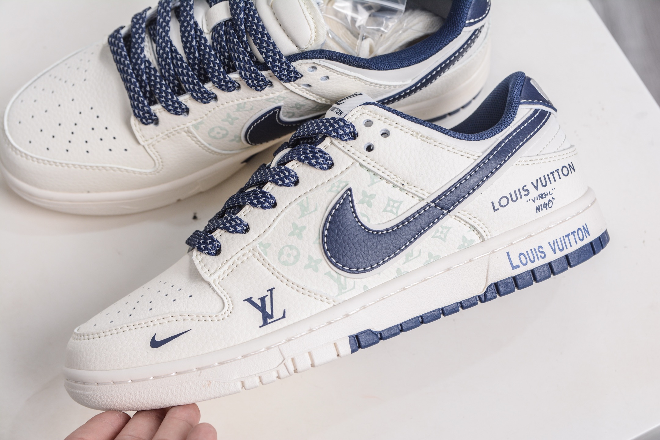 Nike SB Dunk Low x Louis Vuitton Cream/Navy Designer Sneakers 8 i1760979361025 9545 0 6