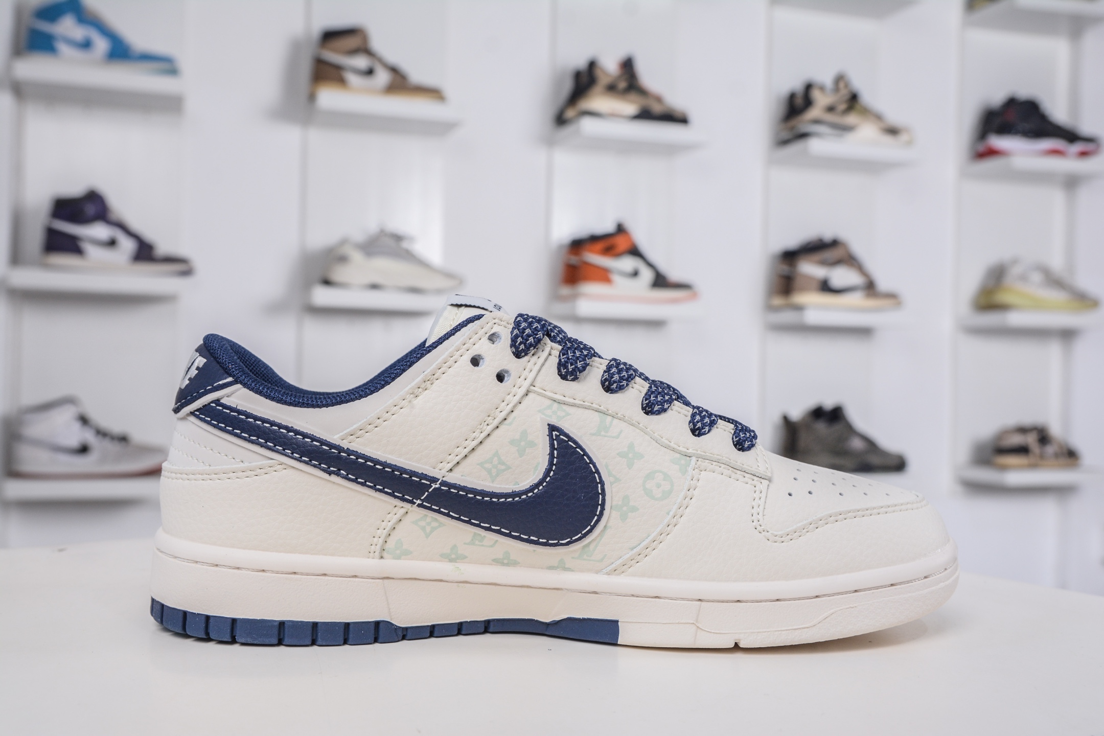 Nike SB Dunk Low x Louis Vuitton Cream/Navy Designer Sneakers 4 i1760979361767 5315 0 2