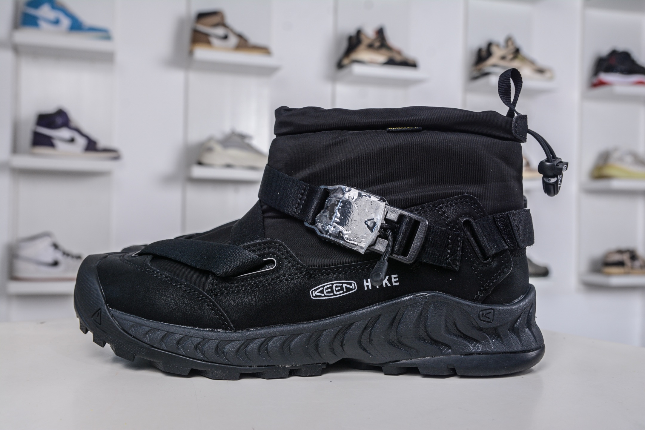 KEEN x HYKE Hoodzerra Nxis WP Round Toe Waterproof Outdoor Boots