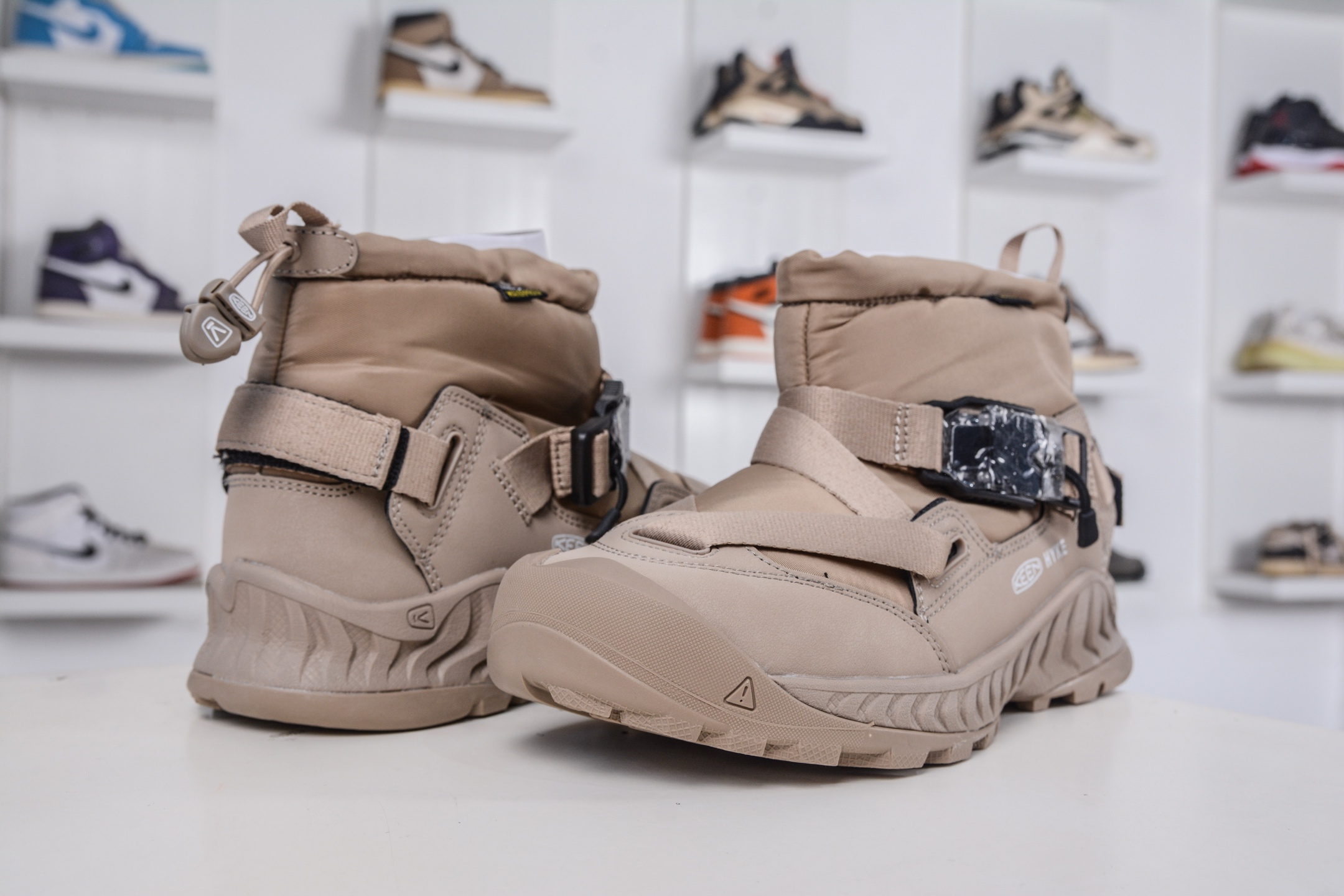 KEEN x HYKE Hoodzerra Nxis WP Round Toe Shock Absorption Ankle Boots 4 i1760979585510 7709 0 3