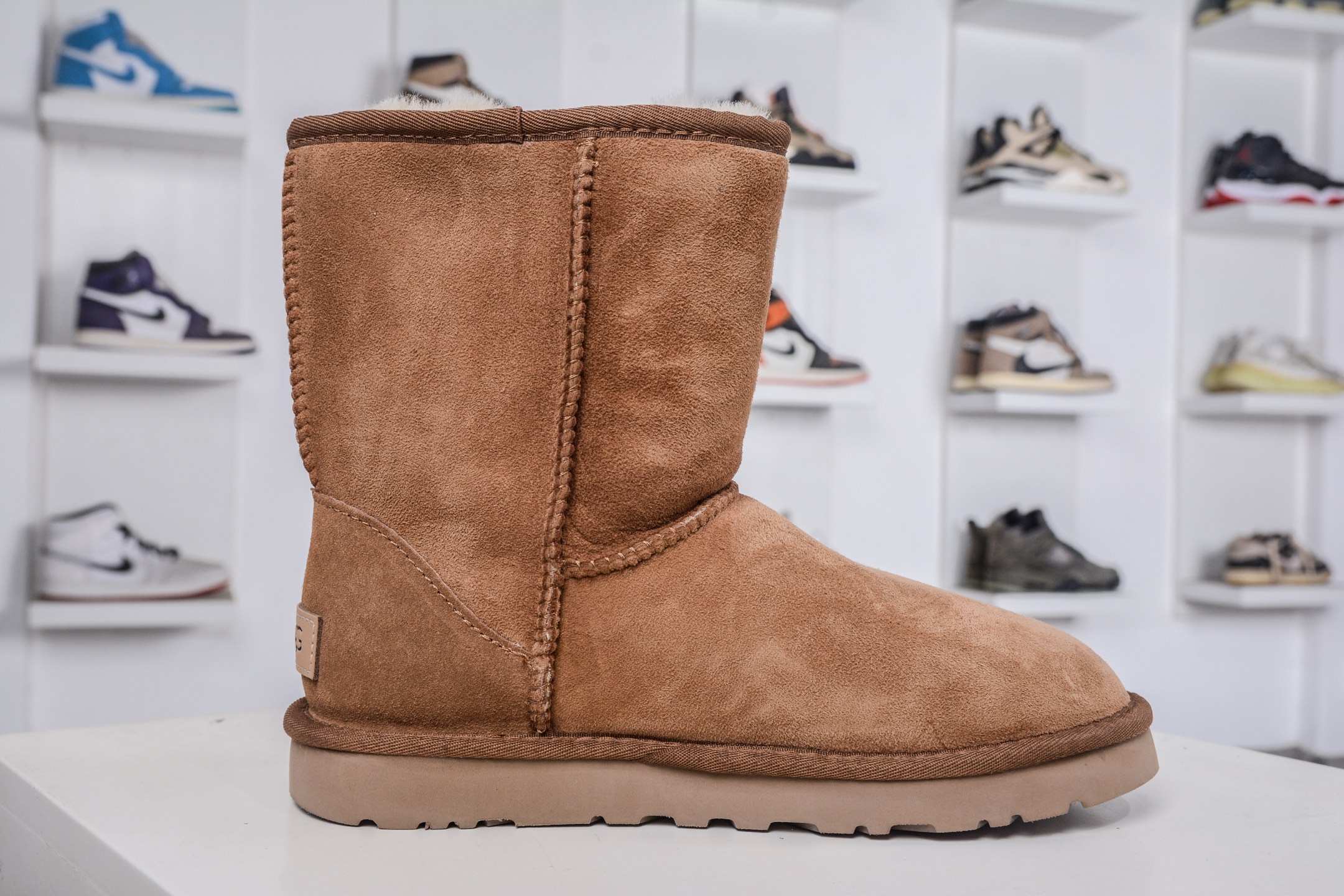 Ugg Classic Women's Chestnut Mid-Calf Sheepskin Winter Boots - Warm & Stylish 4 i1760979837231 4589 0 2