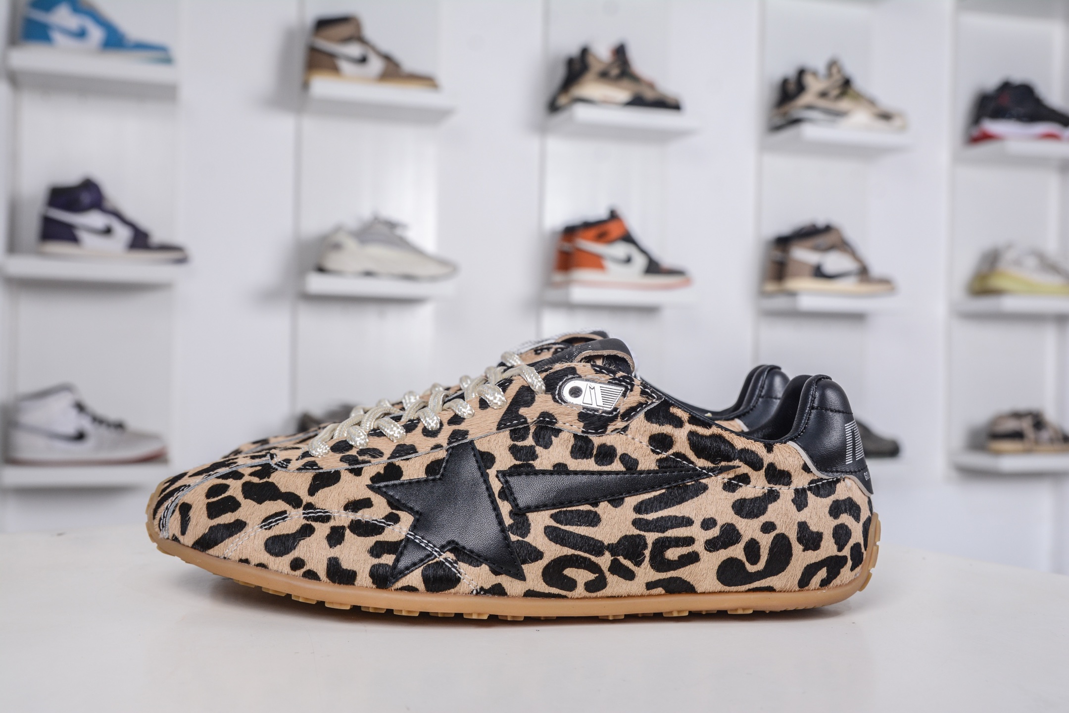 Golden Goose Women's Marathon Leopard Print Sneakers - Stylish and Comfortable