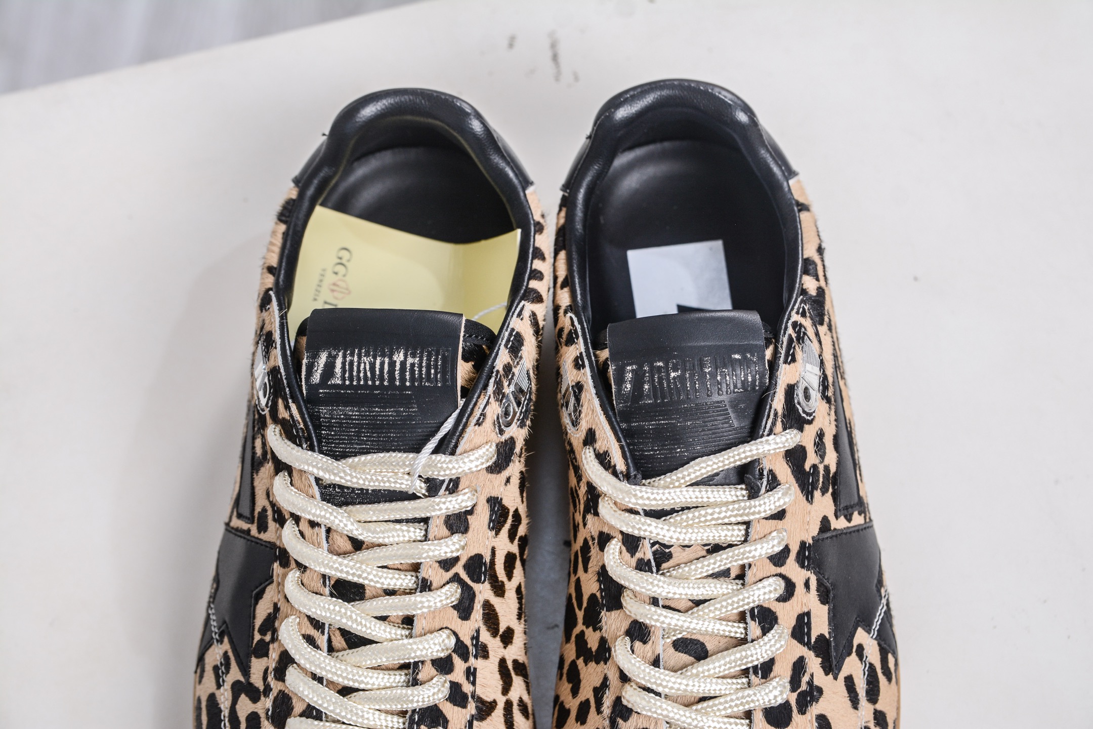 Golden Goose Women's Marathon Leopard Print Sneakers - Stylish and Comfortable 8 i1760980384281 1938 0 7