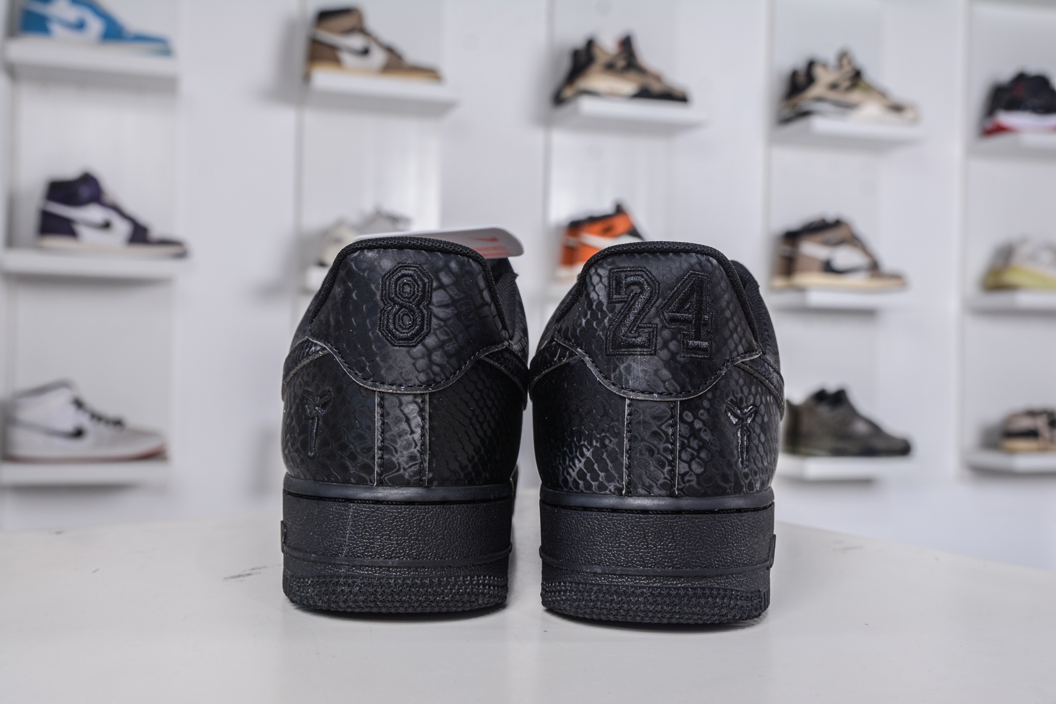 Nike Air Force 1 Low Kobe Bryant Black Snakeskin Limited Edition Shoes 2 i1760980516249 3949 0 1