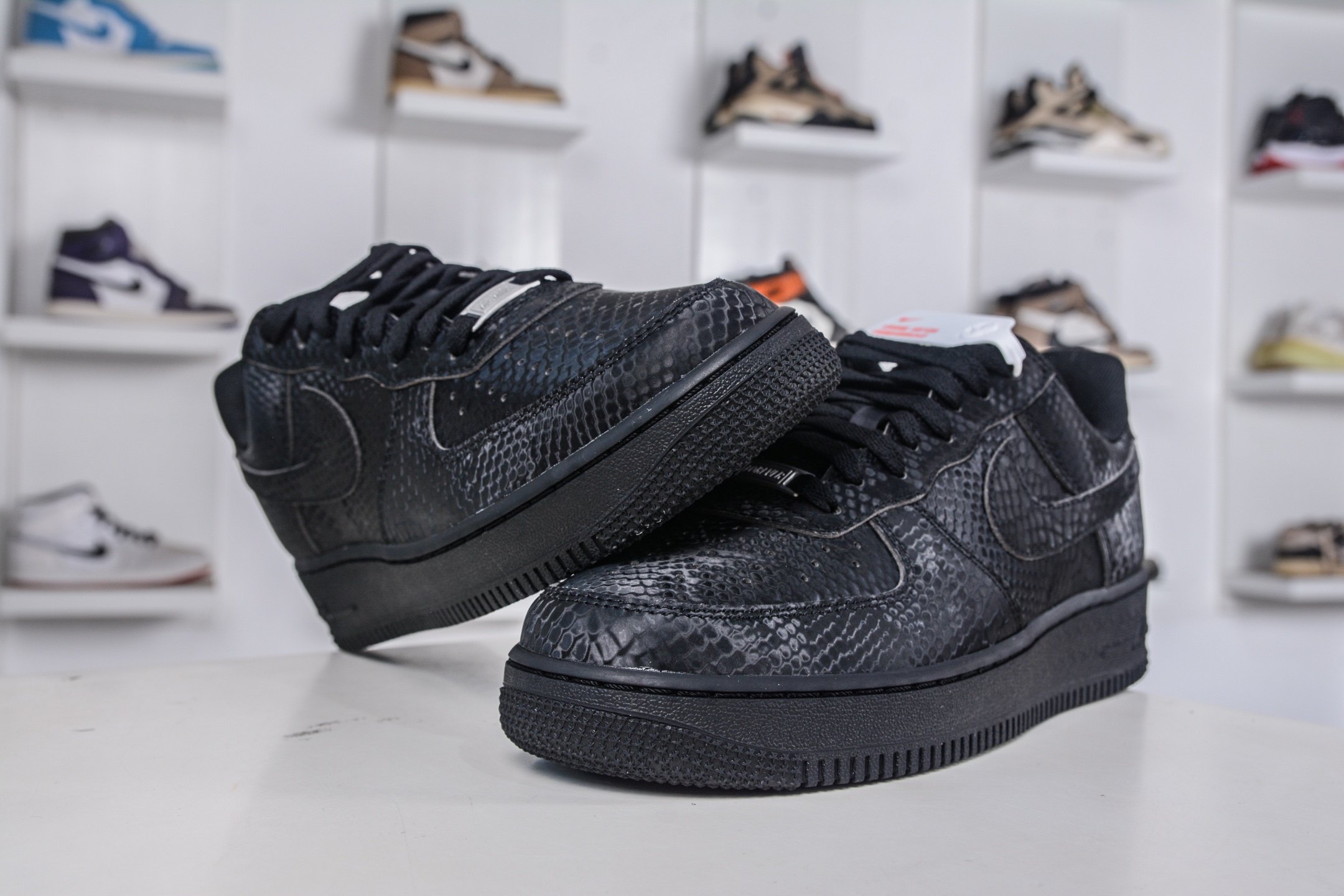 Nike Air Force 1 Low Kobe Bryant Black Snakeskin Limited Edition Shoes 4 i1760980516943 1427 0 3