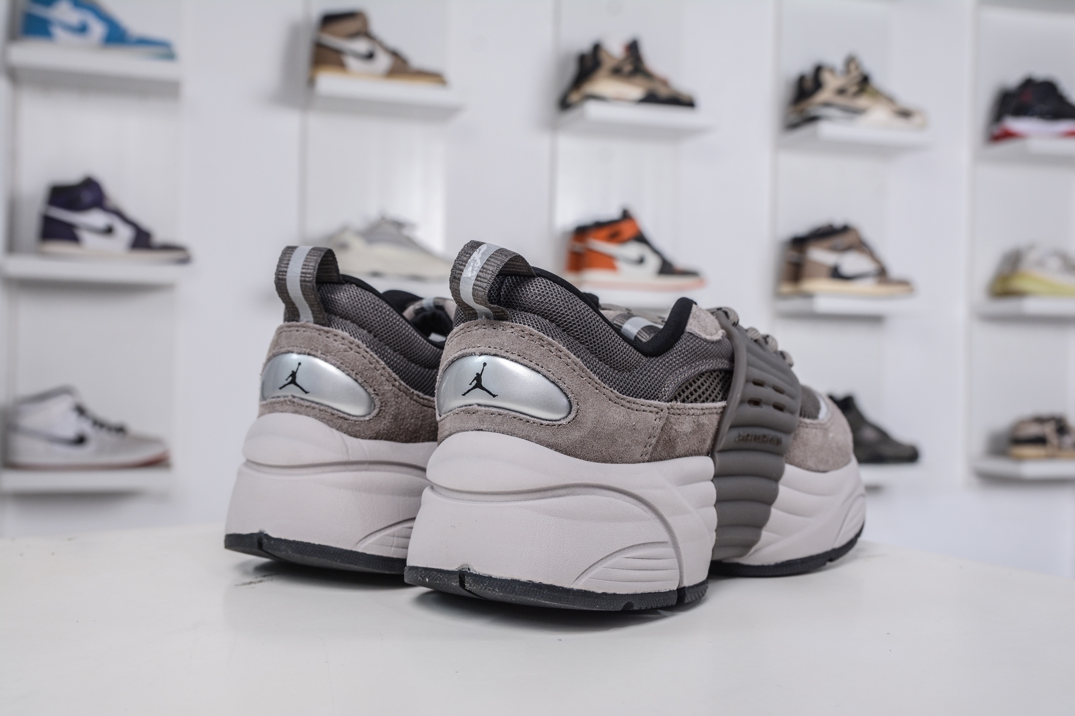 200 Jordan Trunner O/S 经典百搭 透气 生活休闲鞋 IB3722-201