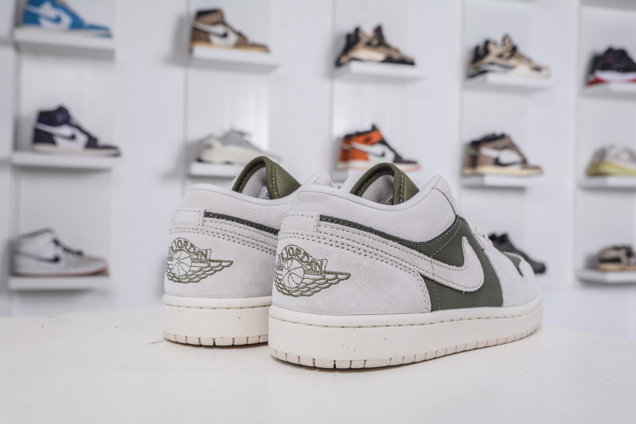 220 DT纯原 Air Jordan AJ1 Low 低帮 麂皮灰绿 HV4089-201
