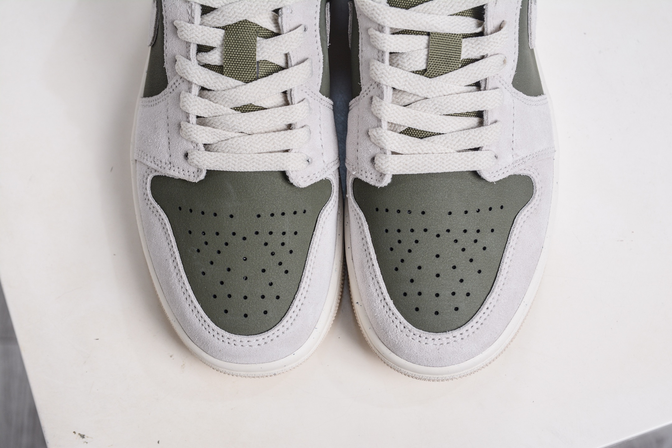 220 DT纯原 Air Jordan AJ1 Low 低帮 麂皮灰绿 HV4089-201