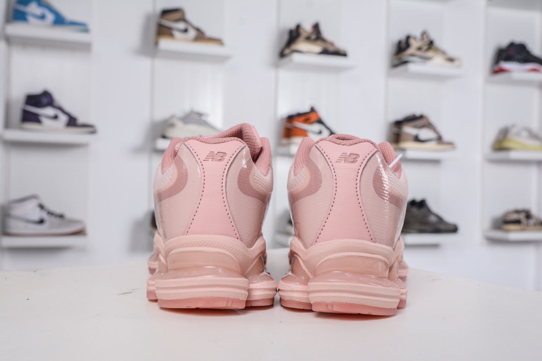 220 T版纯原 New Balance NB2000 舒适百搭防滑耐磨低帮 休闲跑步鞋 U2000JG