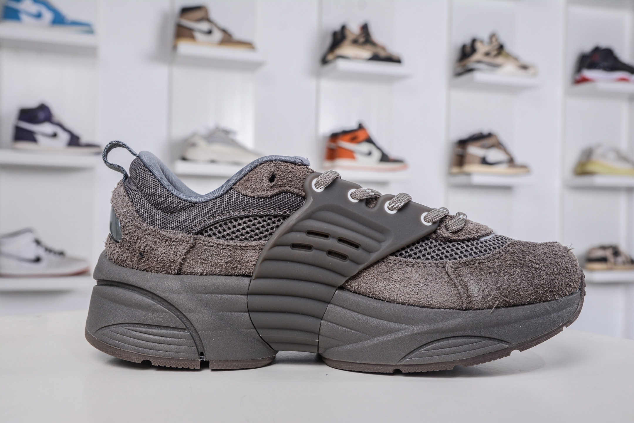 200 Jordan Trunner O/S 经典百搭 透气 生活休闲鞋 IB3722-200