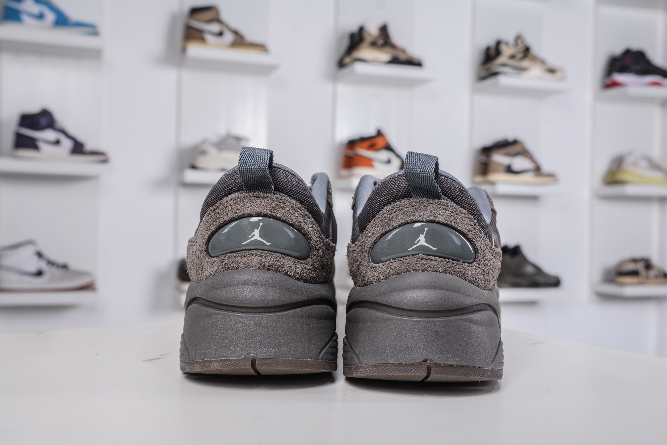 200 Jordan Trunner O/S 经典百搭 透气 生活休闲鞋 IB3722-200