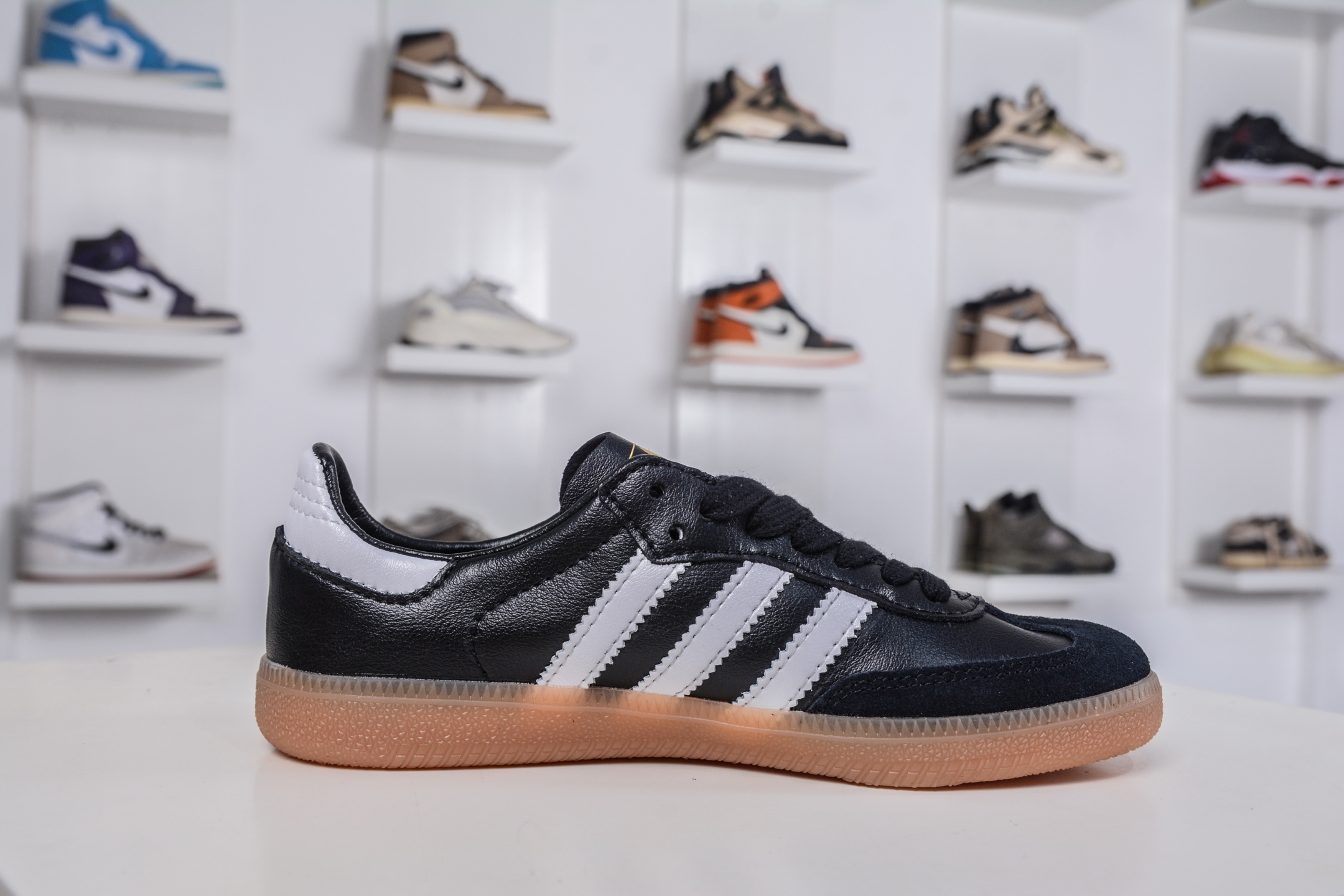 150 Adidas originals Samba 黑白 IF0641