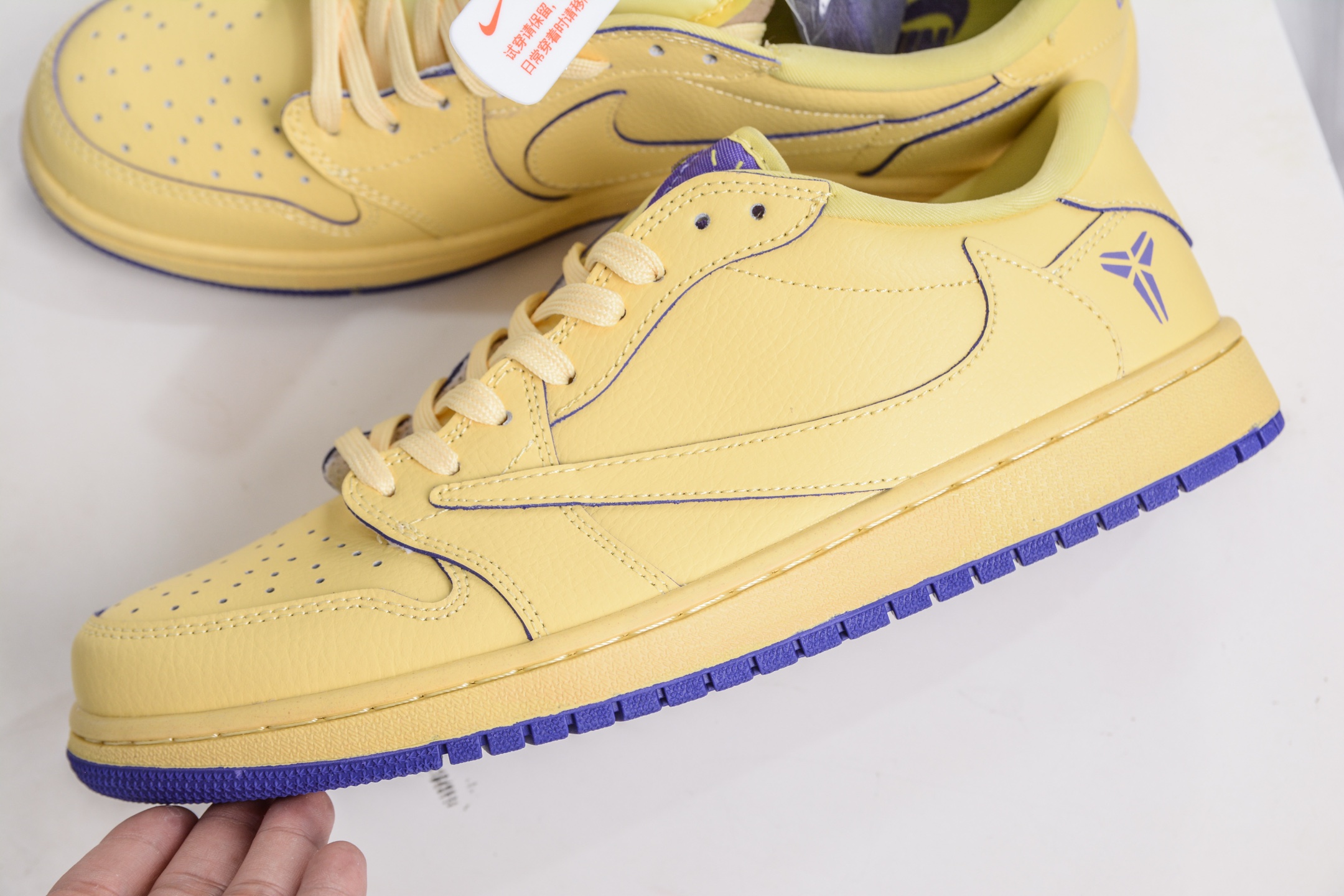 270 TS x Air Jordan x 科比限定 AJ1 Low 倒钩低帮联名科比-黄紫 LD2028-037