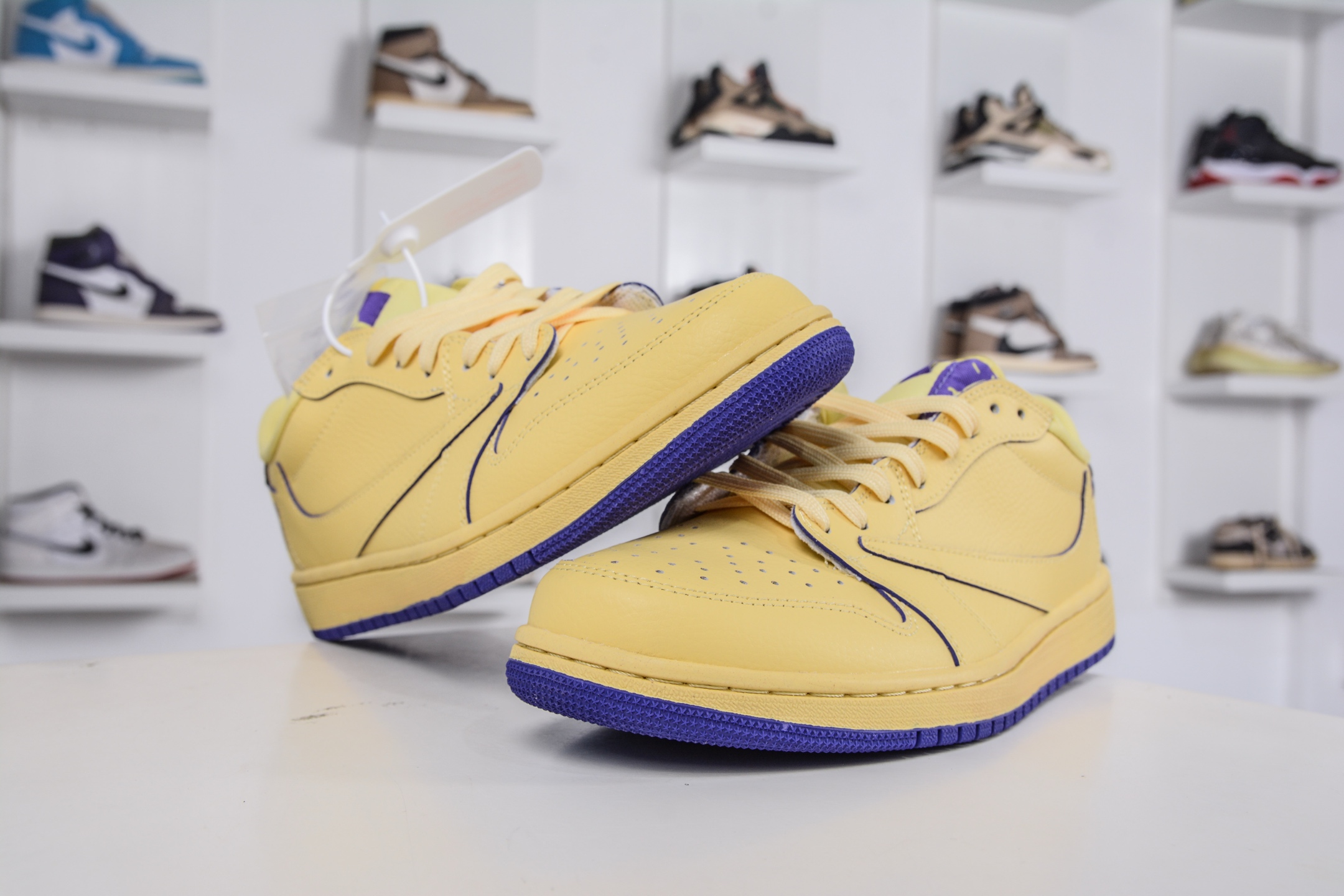 270 TS x Air Jordan x 科比限定 AJ1 Low 倒钩低帮联名科比-黄紫 LD2028-037