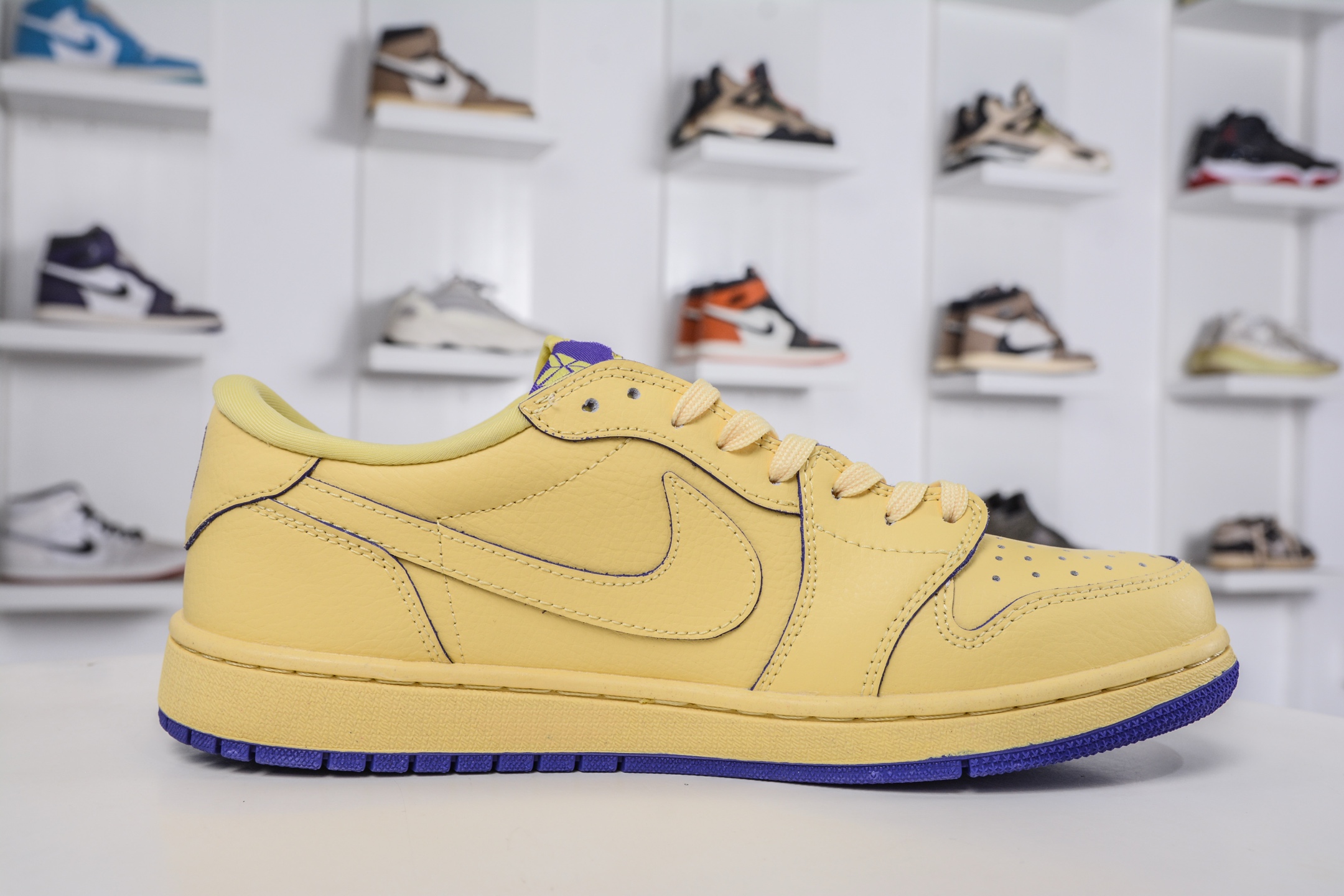 270 TS x Air Jordan x 科比限定 AJ1 Low 倒钩低帮联名科比-黄紫 LD2028-037