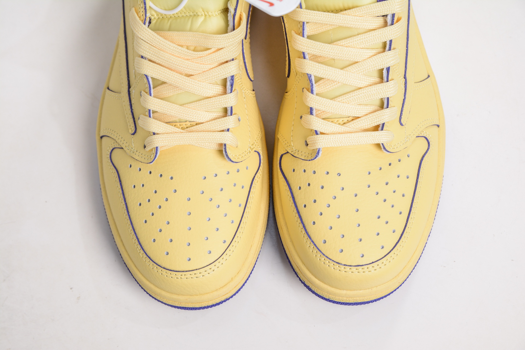 270 TS x Air Jordan x 科比限定 AJ1 Low 倒钩低帮联名科比-黄紫 LD2028-037