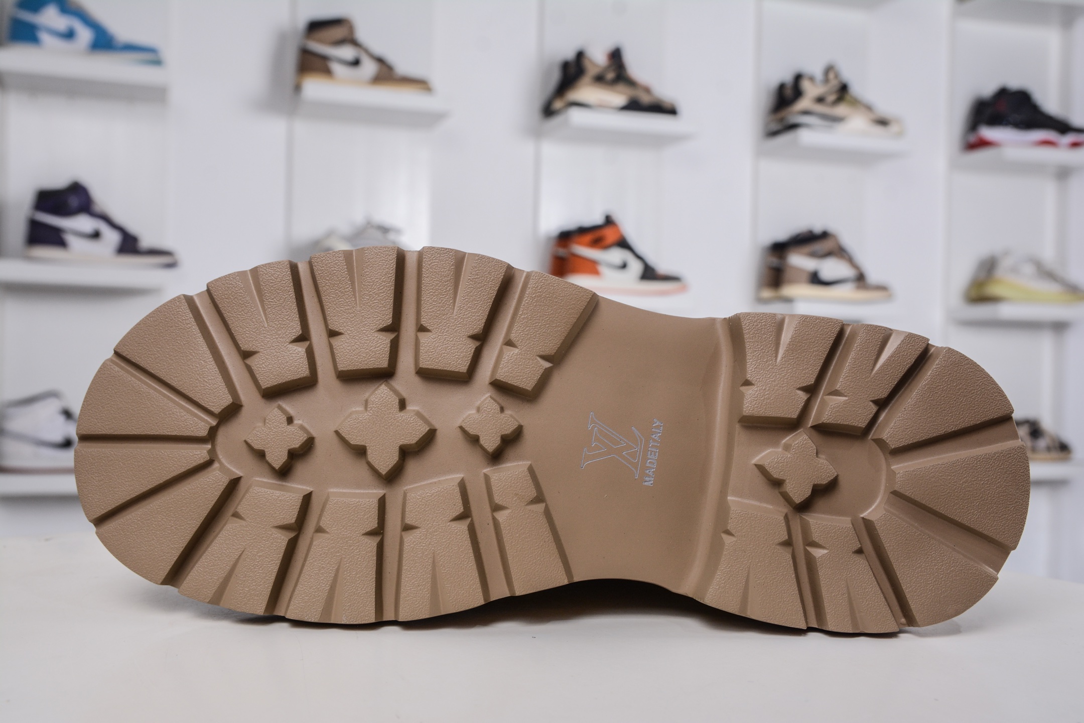 280 LV x Timberland LV联名添柏岚休闲大黄靴