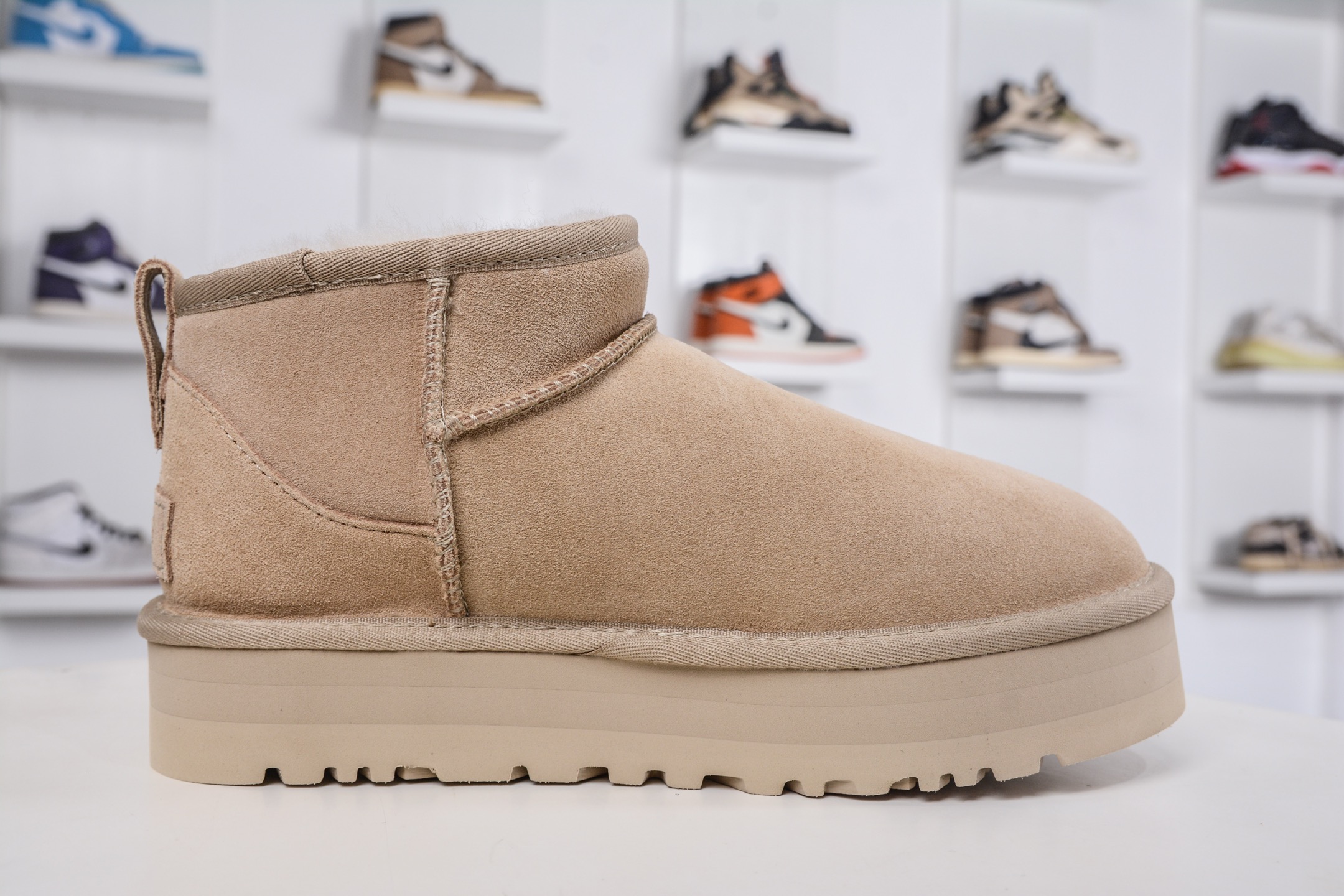 250 UGG 周冬雨同款 厚底3cm 菜籽色 1135092-MDSD