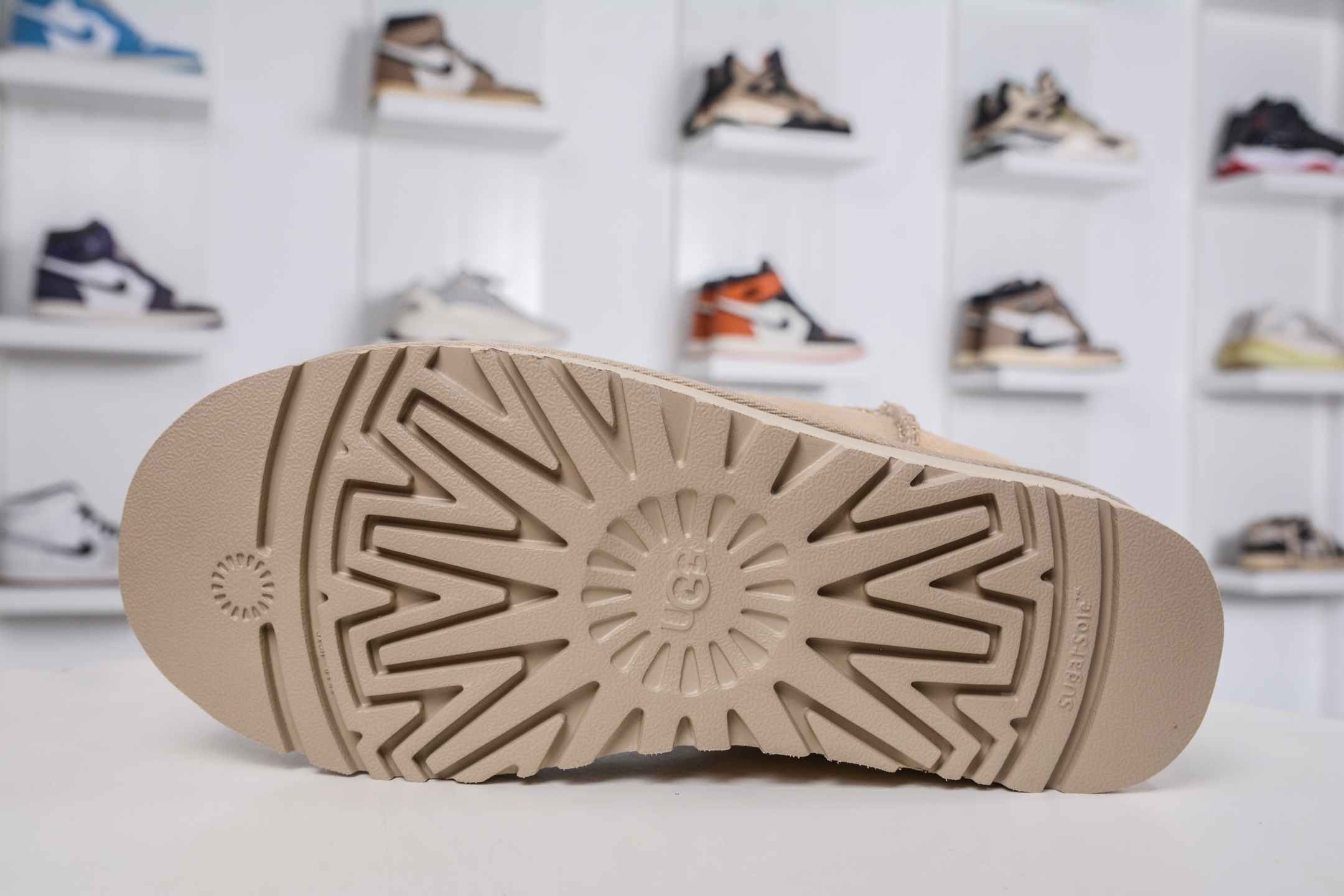 250 UGG 周冬雨同款 厚底3cm 菜籽色 1135092-MDSD