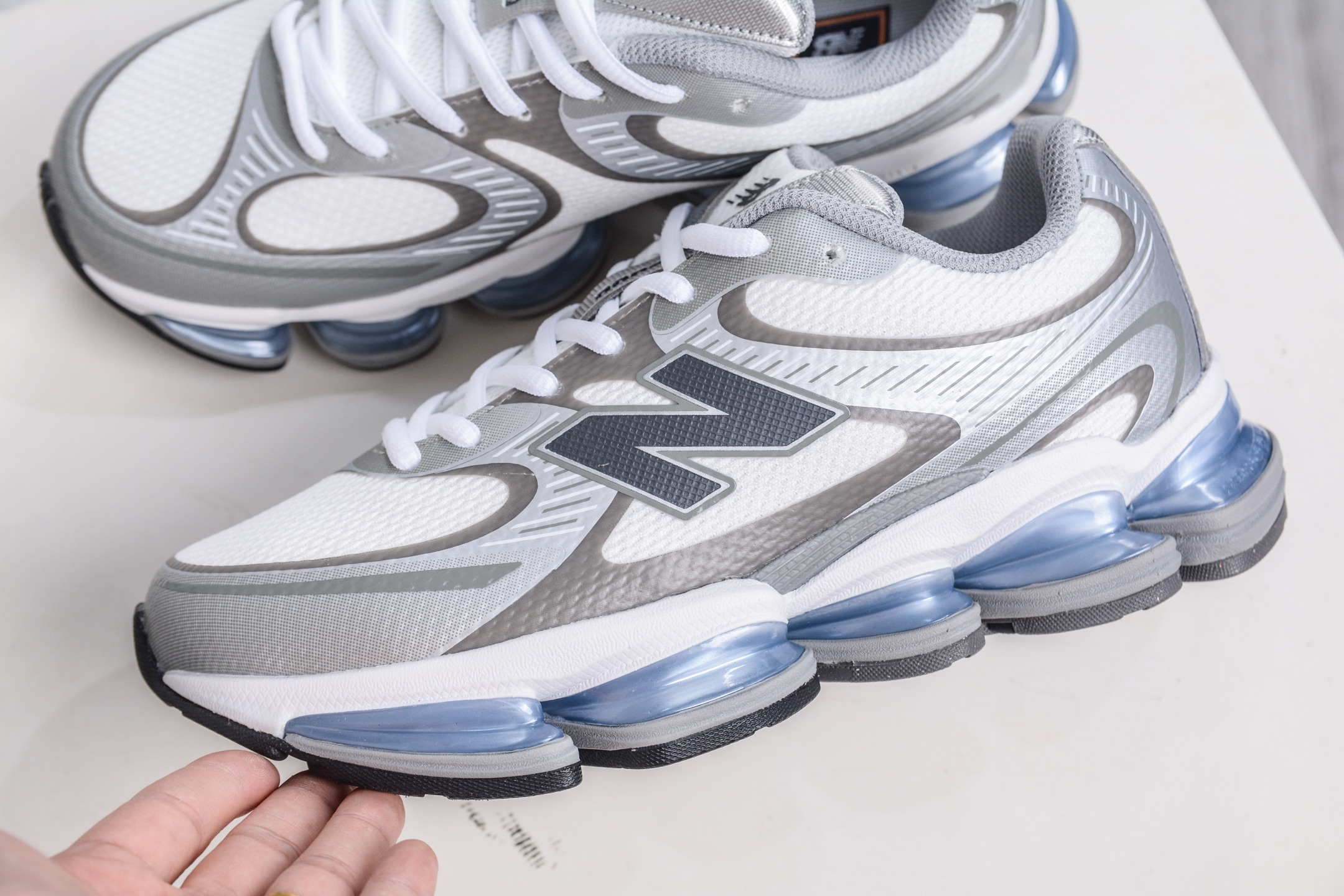 220 T版纯原 New Balance NB2000 舒适百搭防滑耐磨低帮 休闲跑步鞋 U2000AA