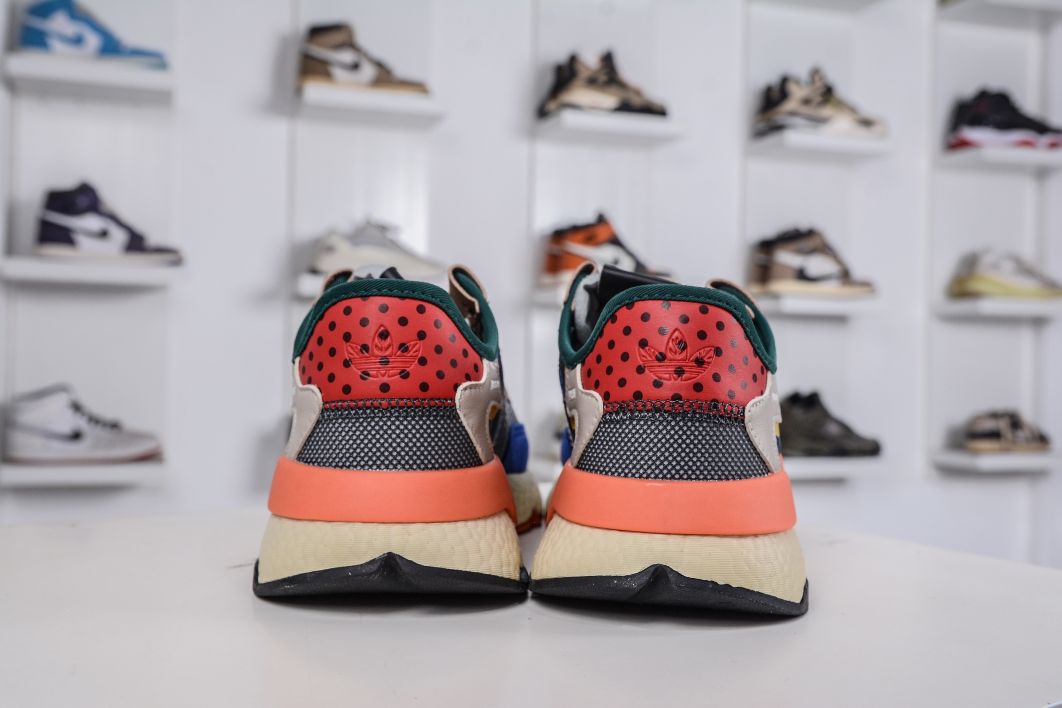 170 AD originals Nite Jogger Pride 夜行者减震耐磨低帮反光复古休闲百搭运动跑鞋 GW5366