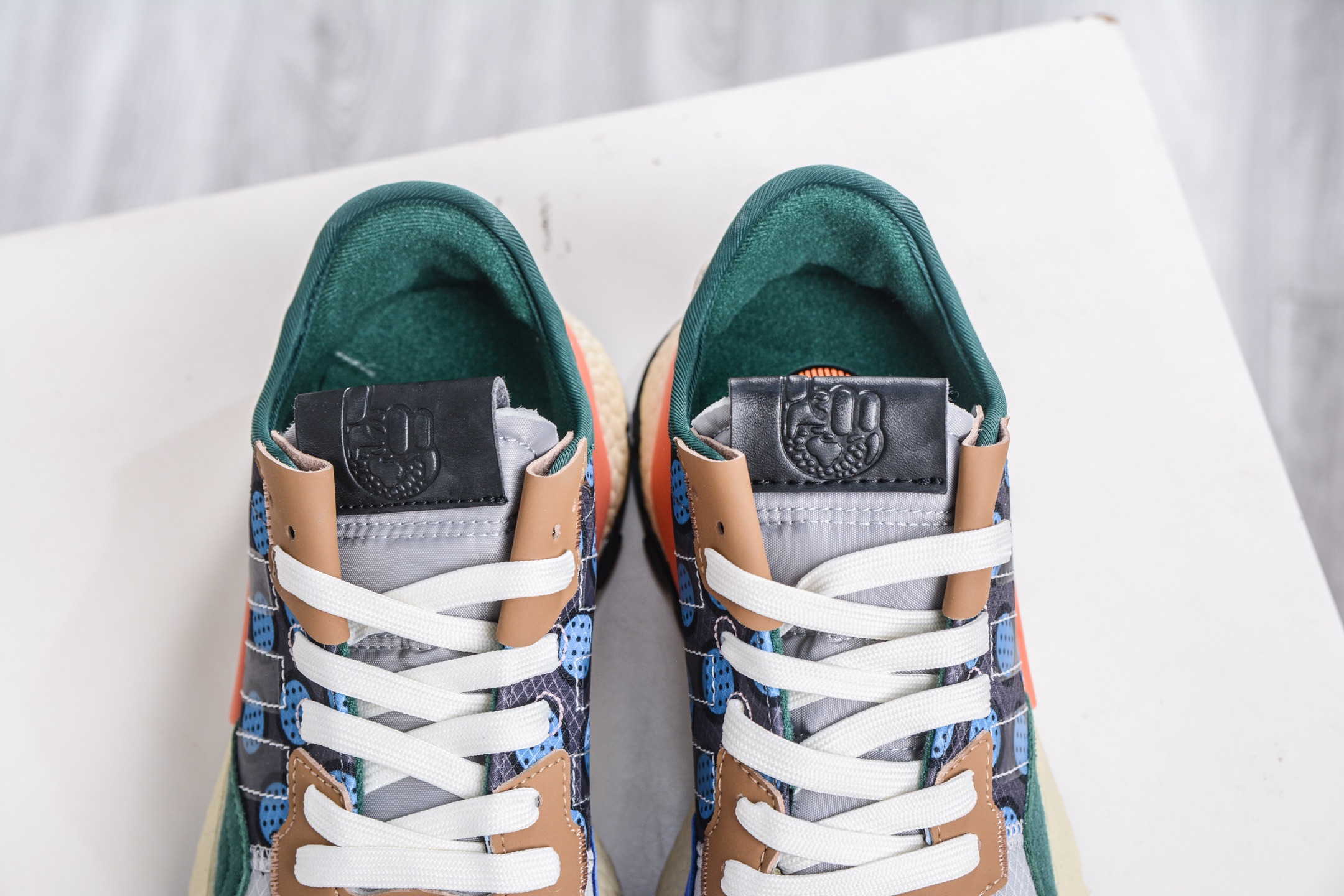 170 AD originals Nite Jogger Pride 夜行者减震耐磨低帮反光复古休闲百搭运动跑鞋 GW5366