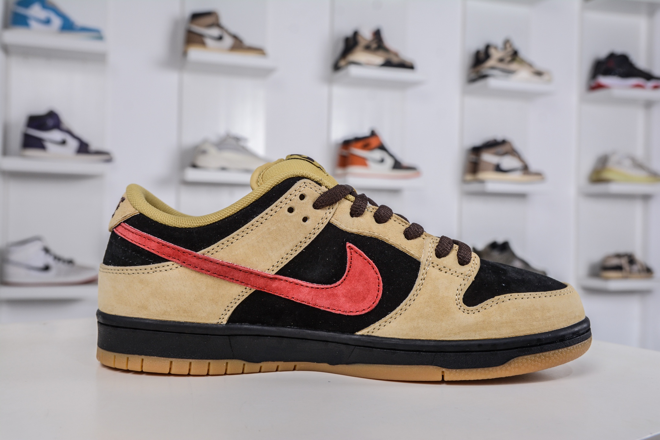 200 Nike Dunk SB LOW x Supreme SUP联名-黑黄红勾 BQ6817-204