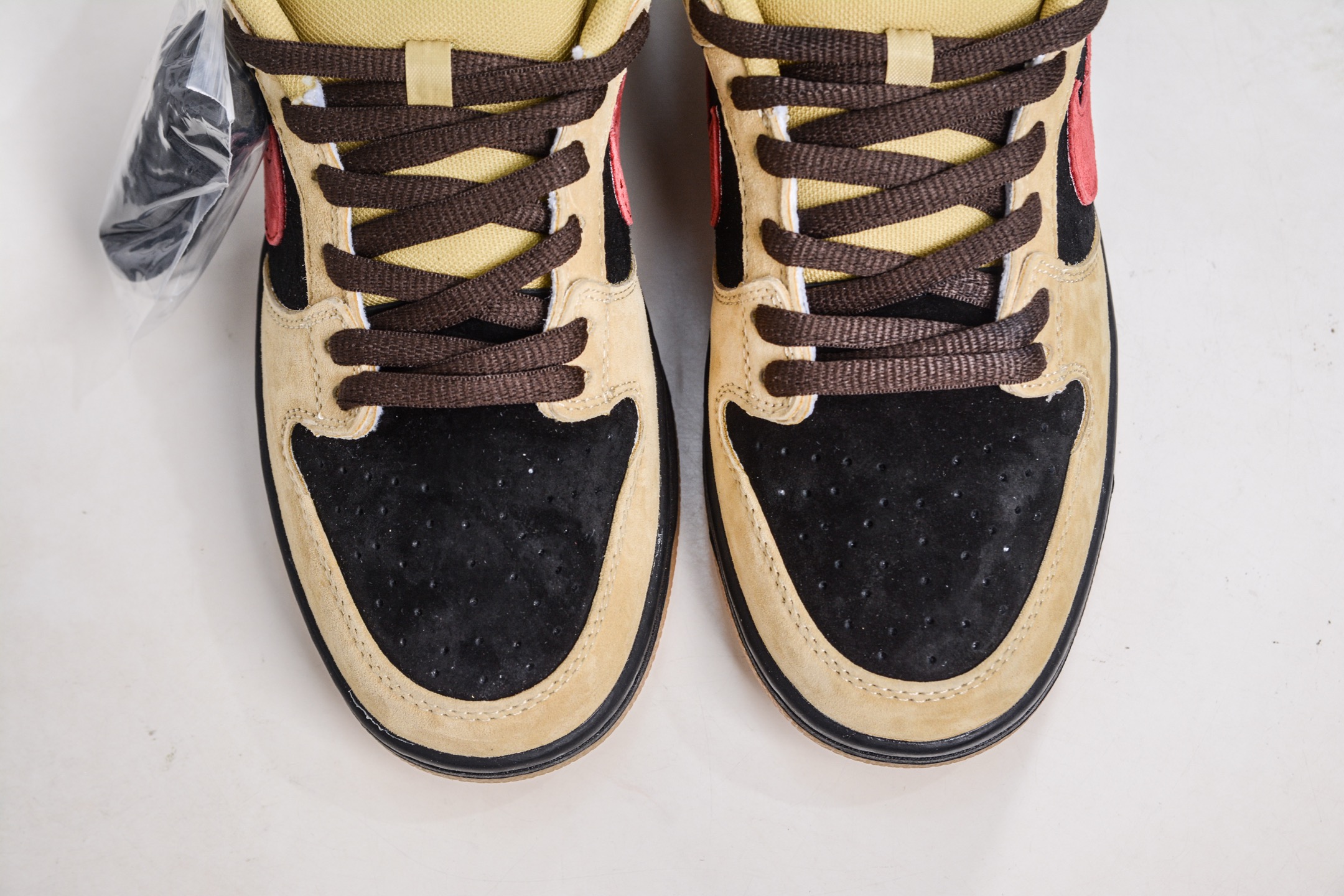 200 Nike Dunk SB LOW x Supreme SUP联名-黑黄红勾 BQ6817-204