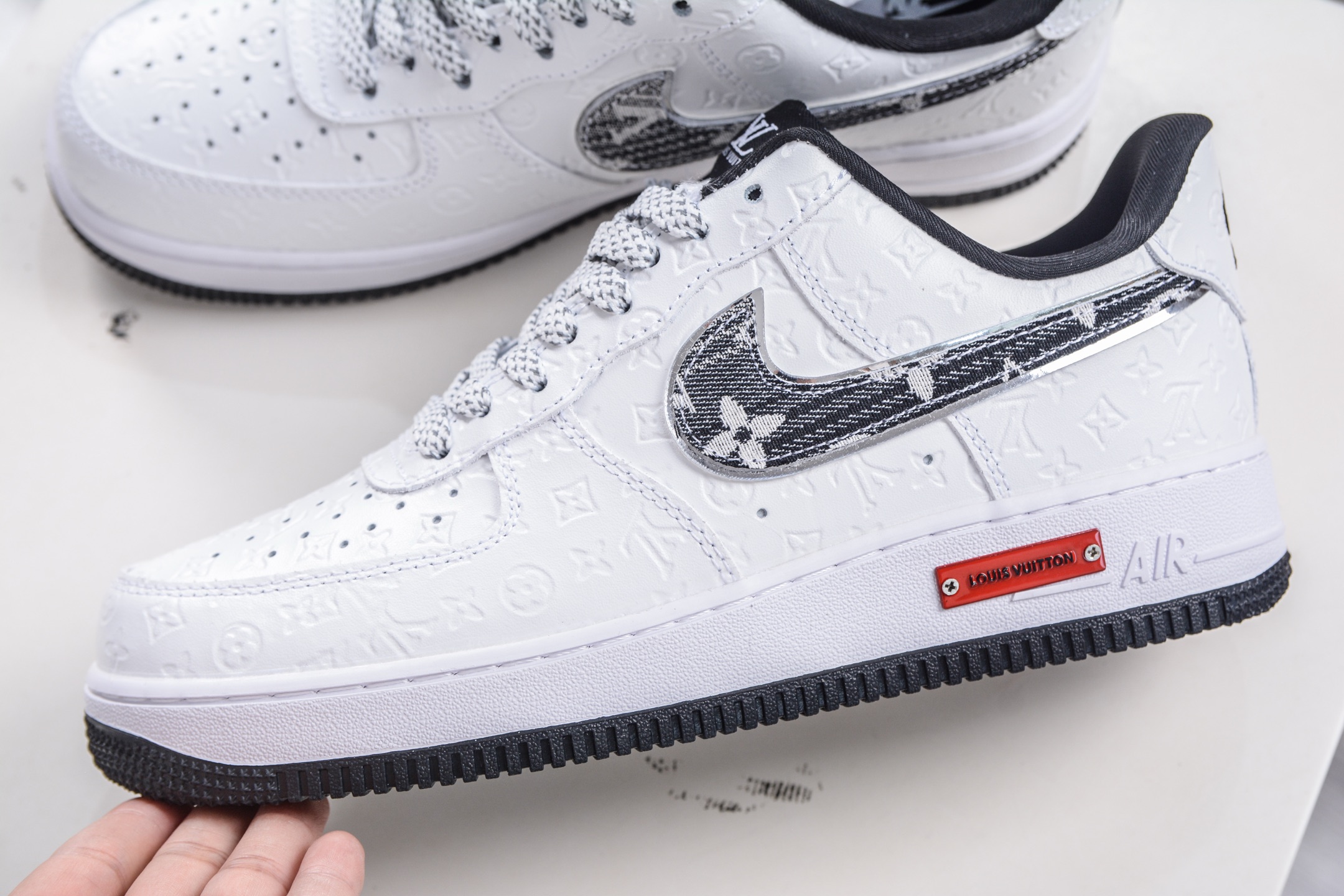 260 Nike Air Force 1 Low 07 x Louis Vuitton LV联名-白黑 XL1979-111