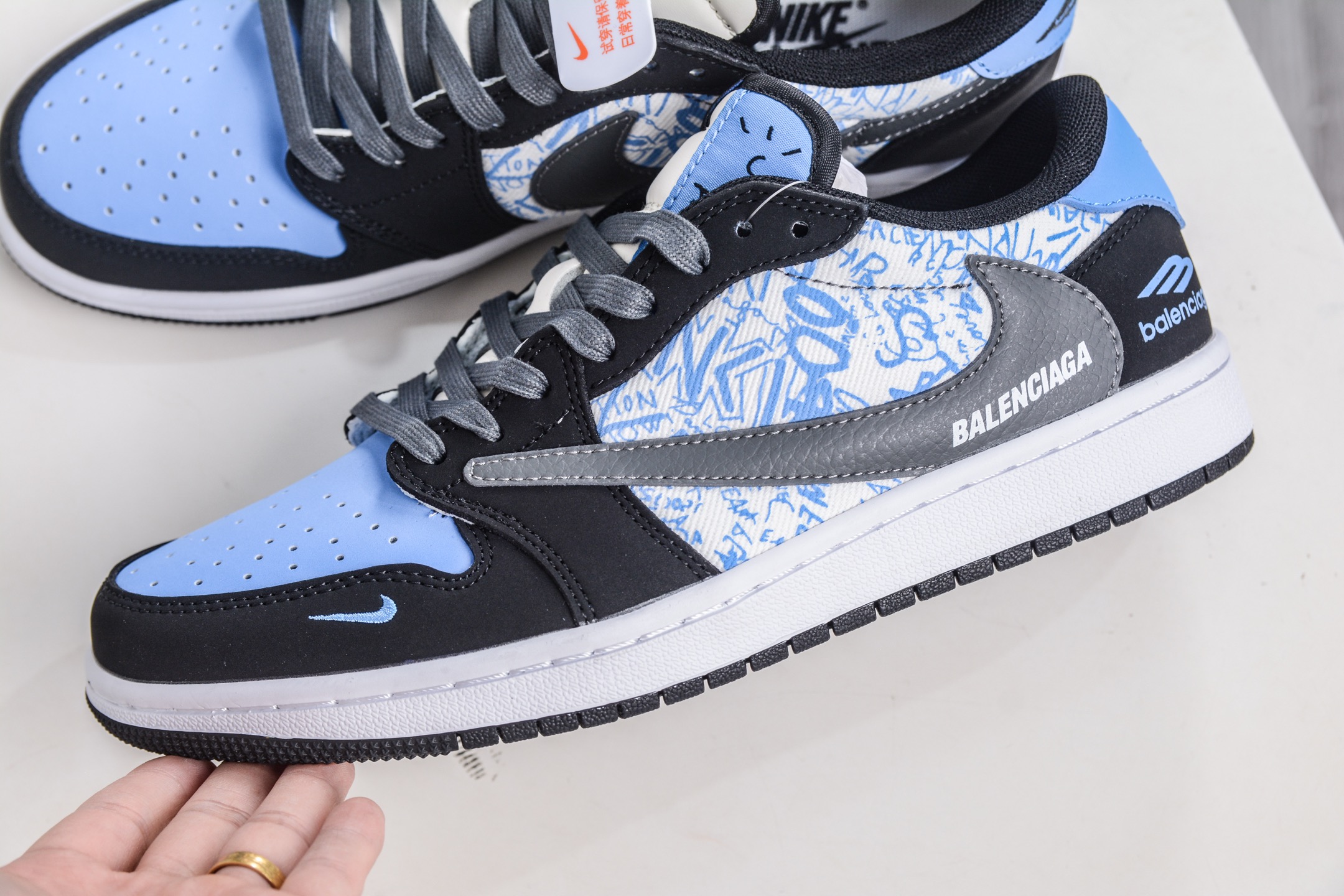 270 TS x Air Jordan x Balenciaga AJ1 Low 倒钩低帮联名巴黎世家-黑蓝 XD0798-306