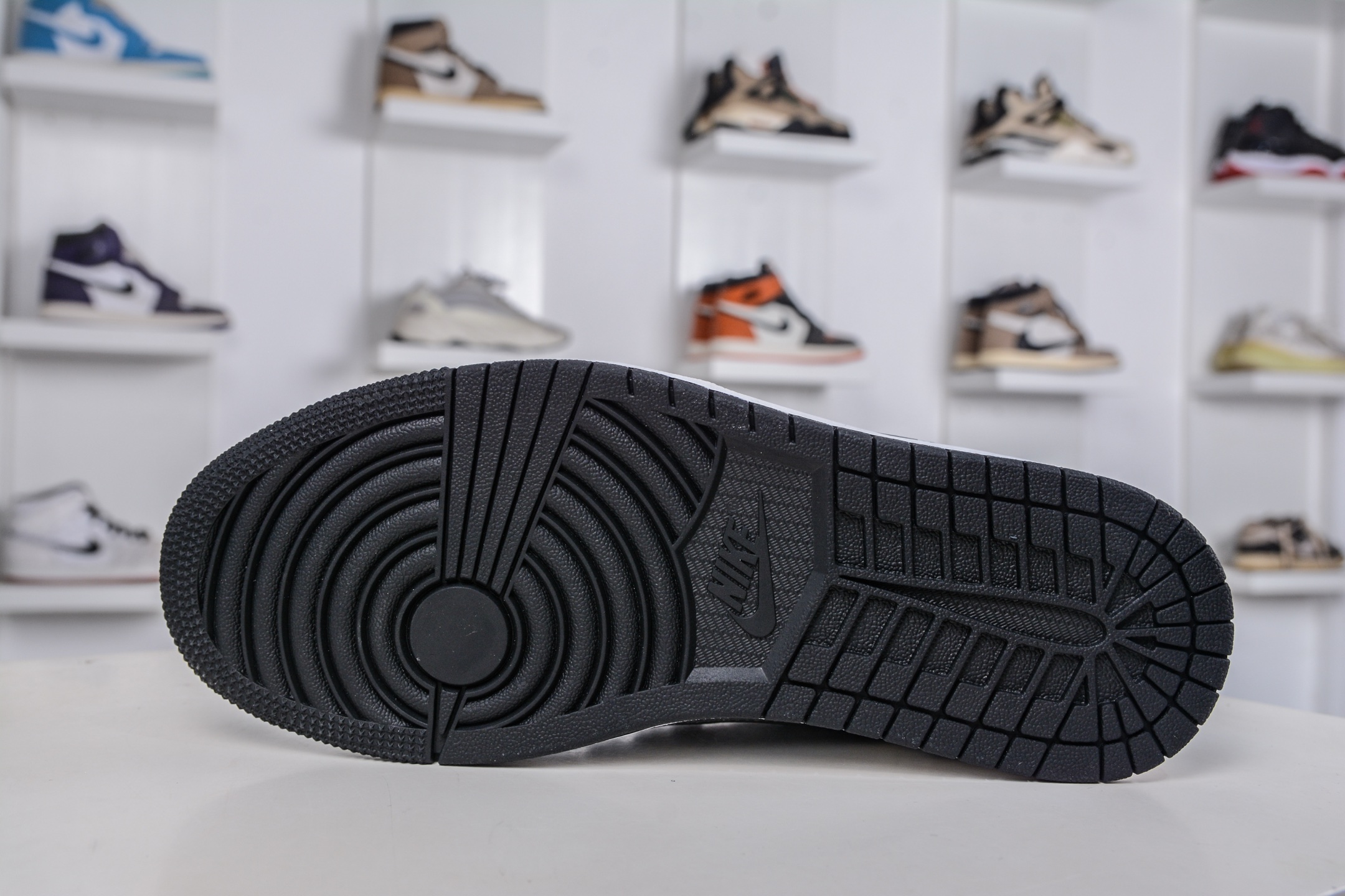 270 TS x Air Jordan x Balenciaga AJ1 Low 倒钩低帮联名巴黎世家-黑蓝 XD0798-306