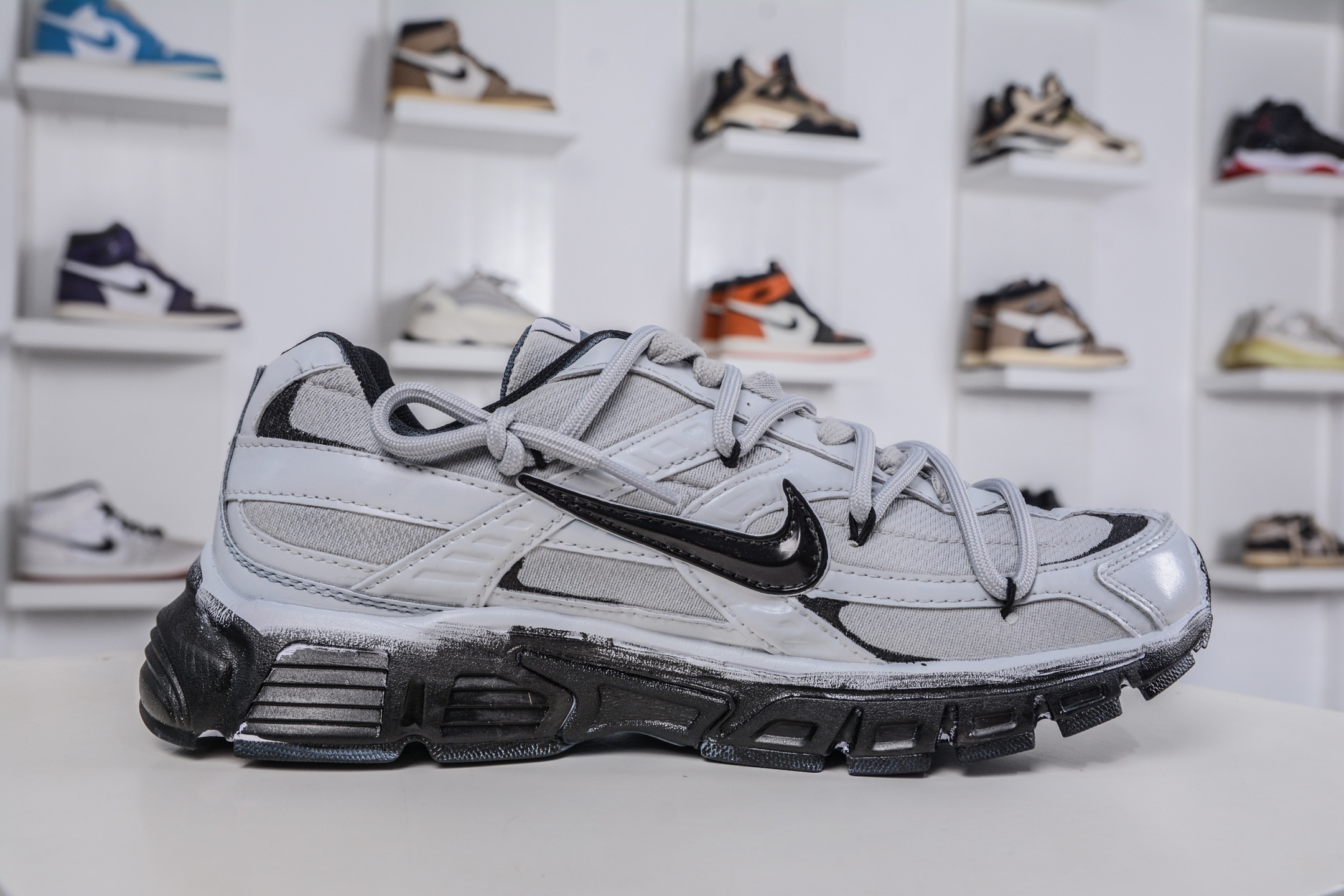 290 NIKE INITIAOR创始者系列复古休闲运动舒适跑鞋 394055-100