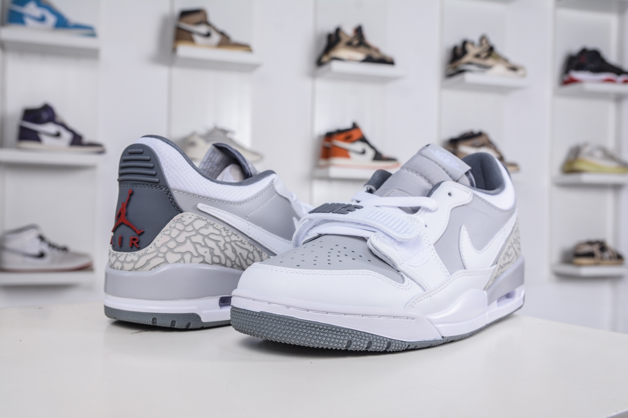 240 Air Jordan Legacy AJ312 低帮 白灰 CD7069-005