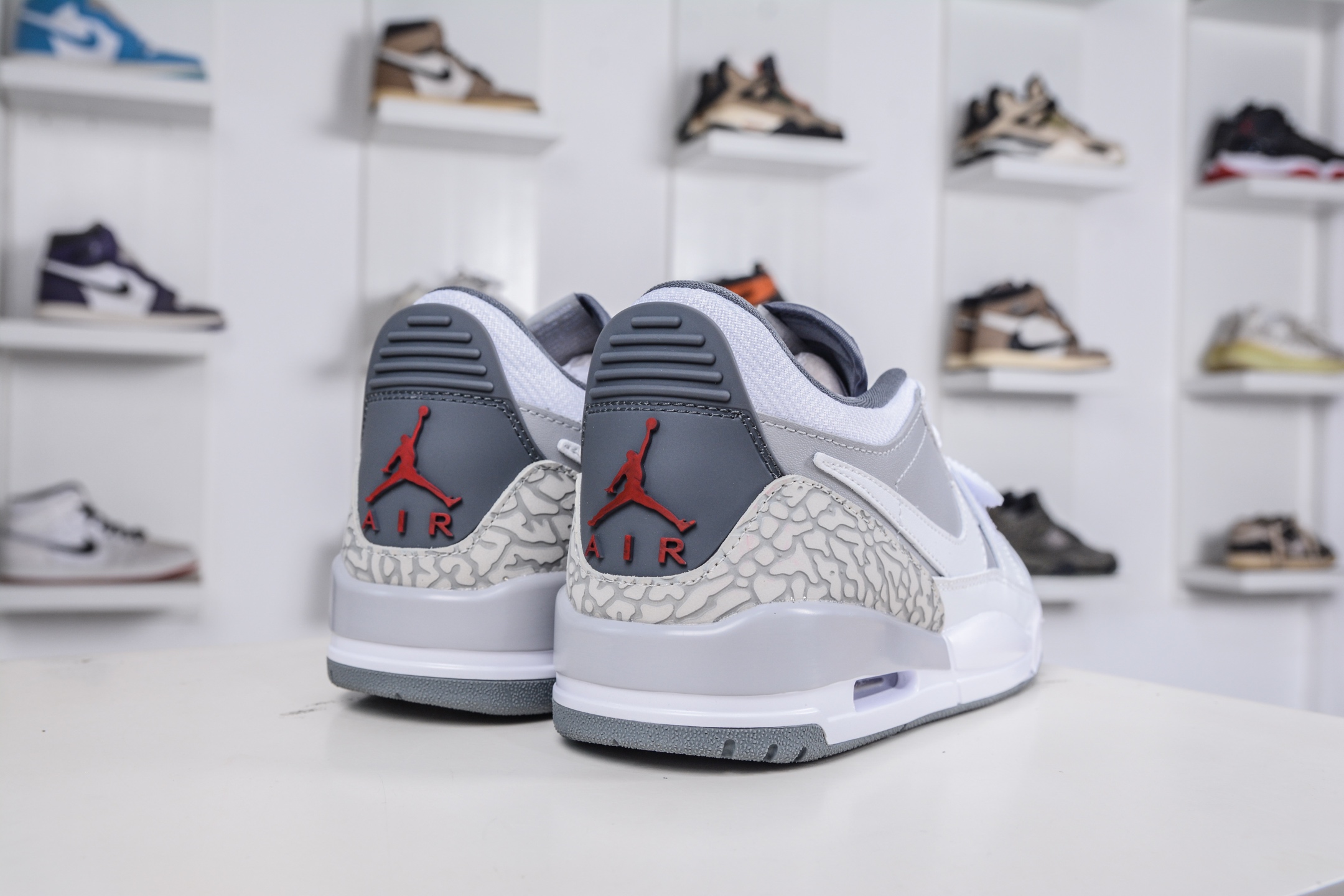 240 Air Jordan Legacy AJ312 低帮 白灰 CD7069-005