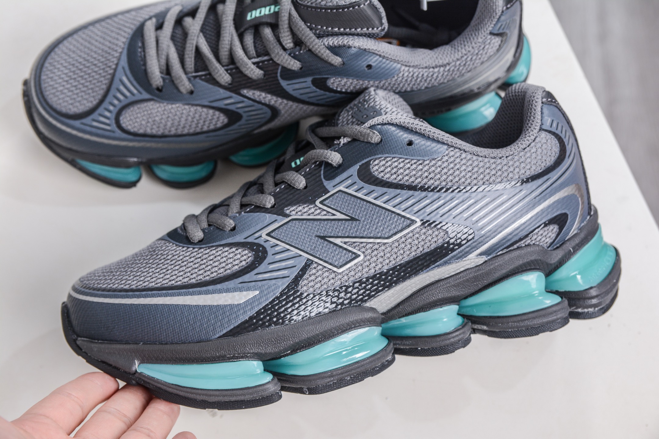 220 T版纯原 New Balance NB2000 舒适百搭防滑耐磨低帮 休闲跑步鞋 U20007